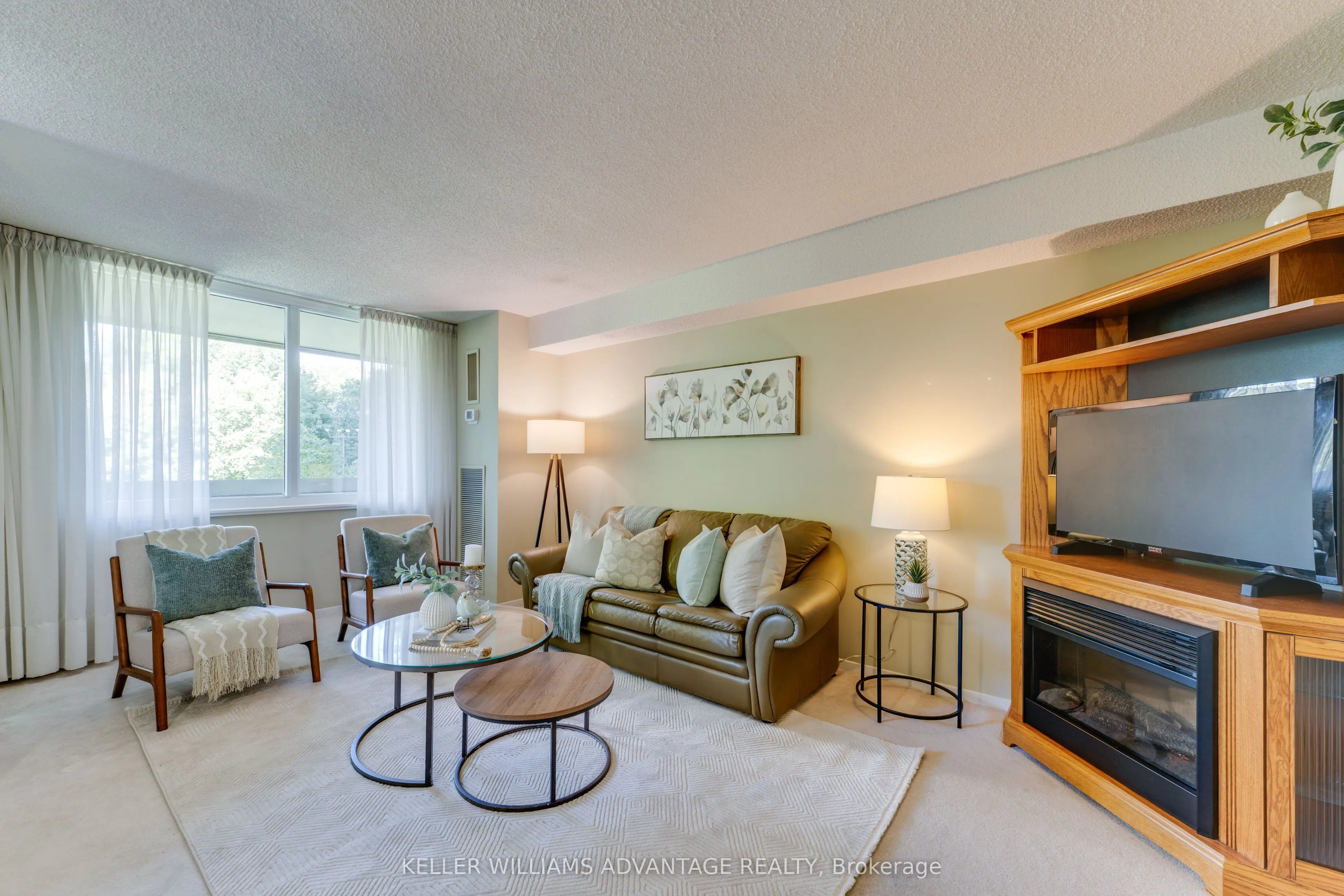 75 Wynford Hts Crescent #302