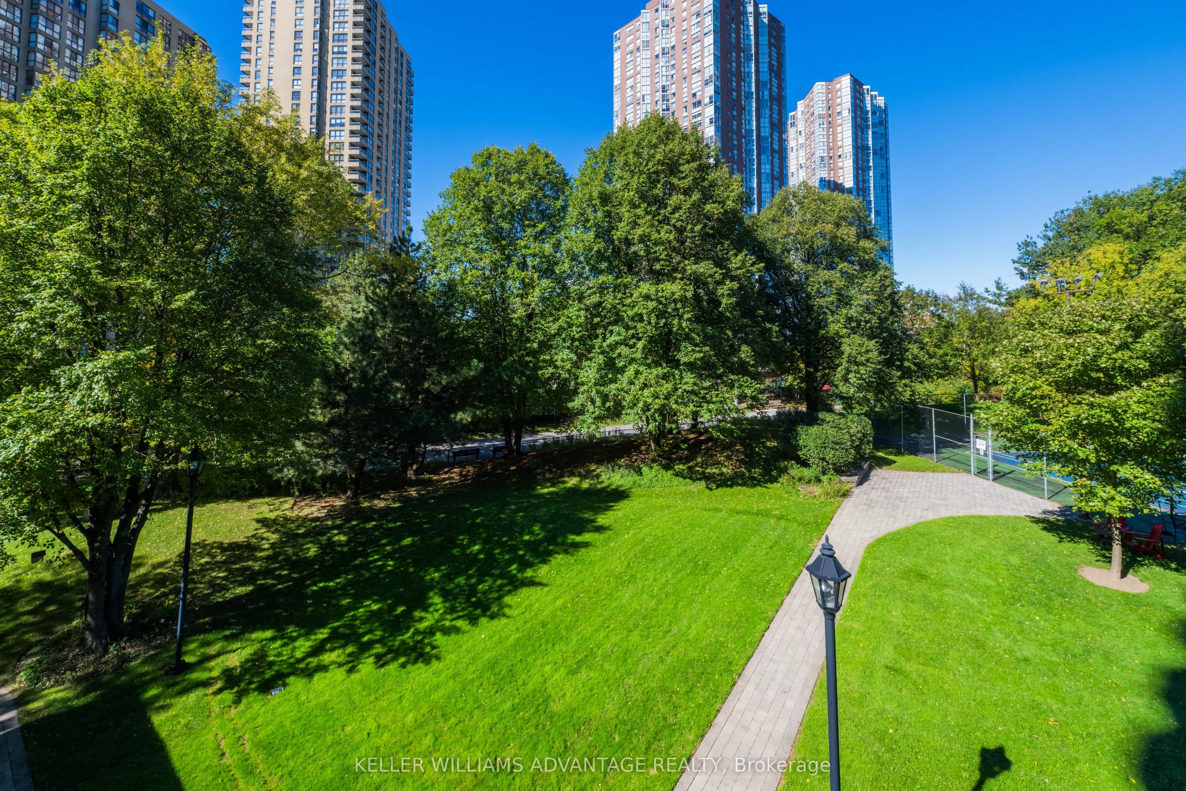 75 Wynford Hts Crescent #302