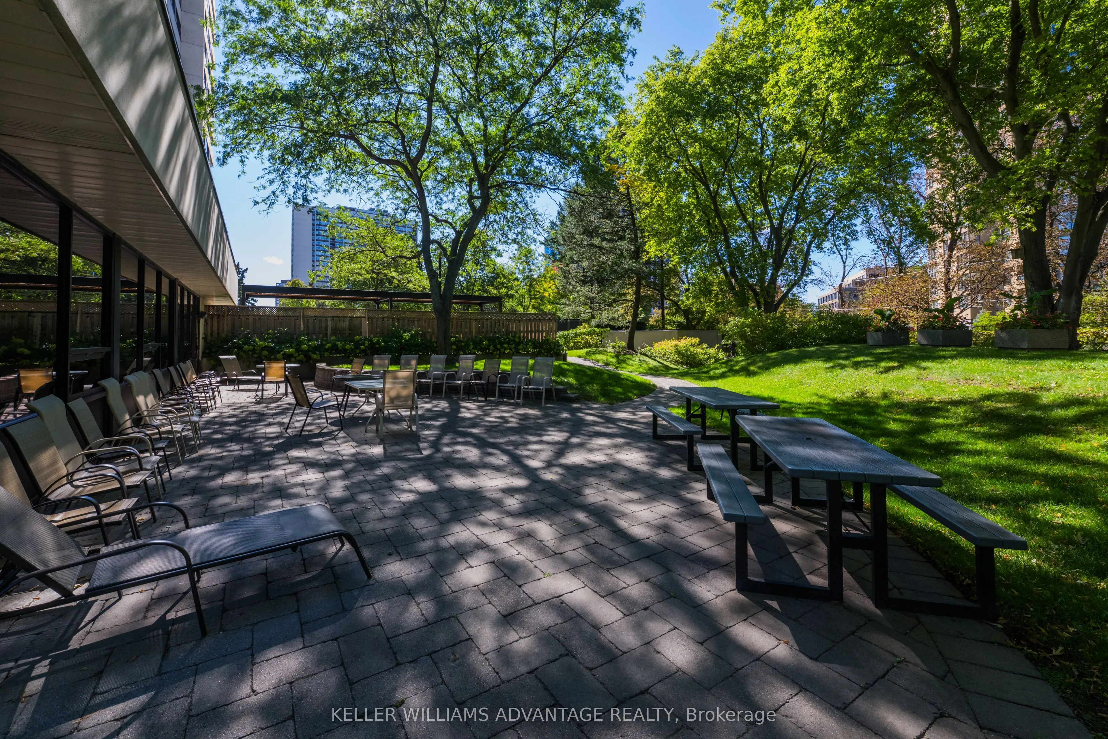 75 Wynford Hts Crescent #302