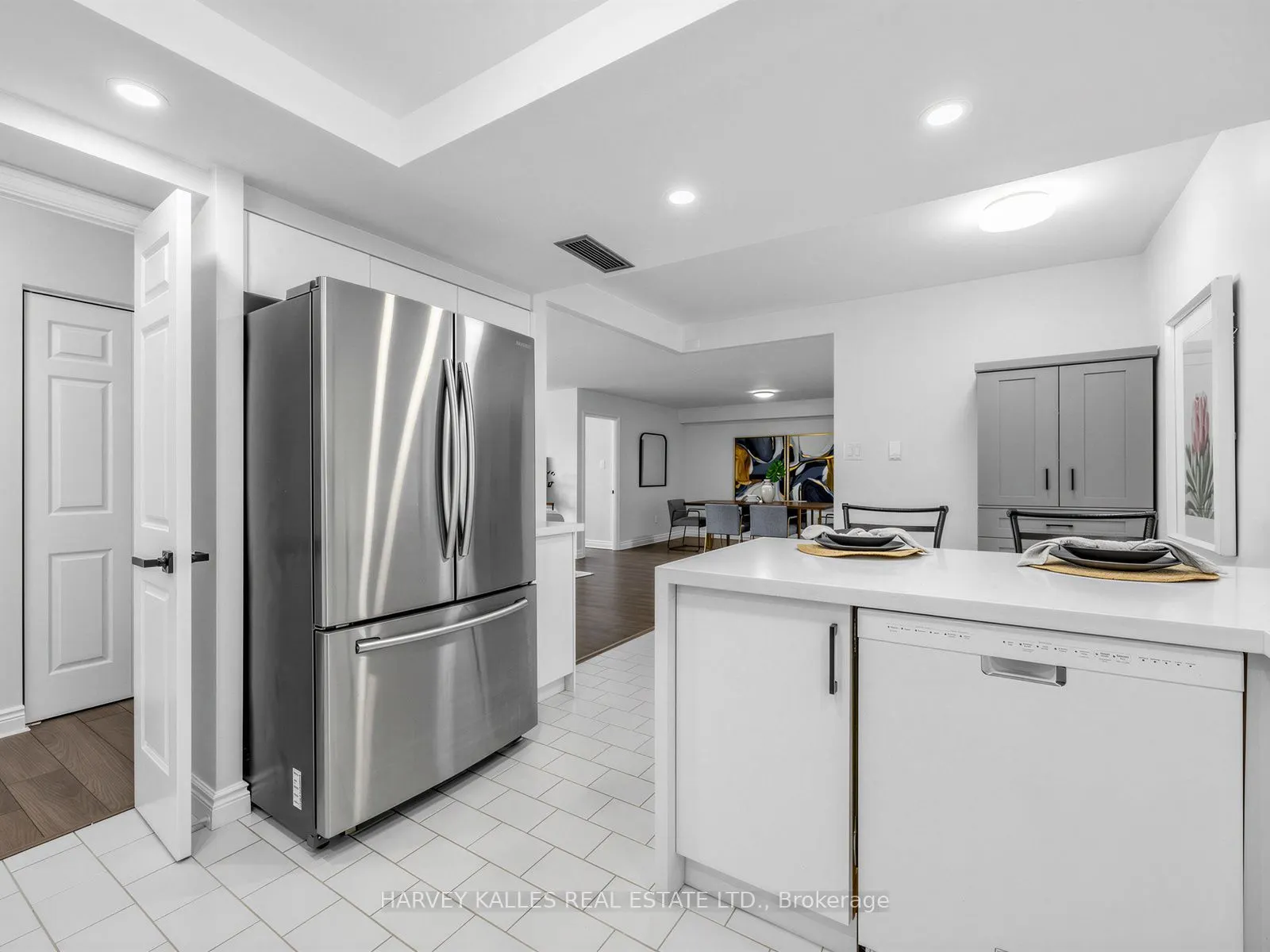 65 Spring Garden Avenue #1108
