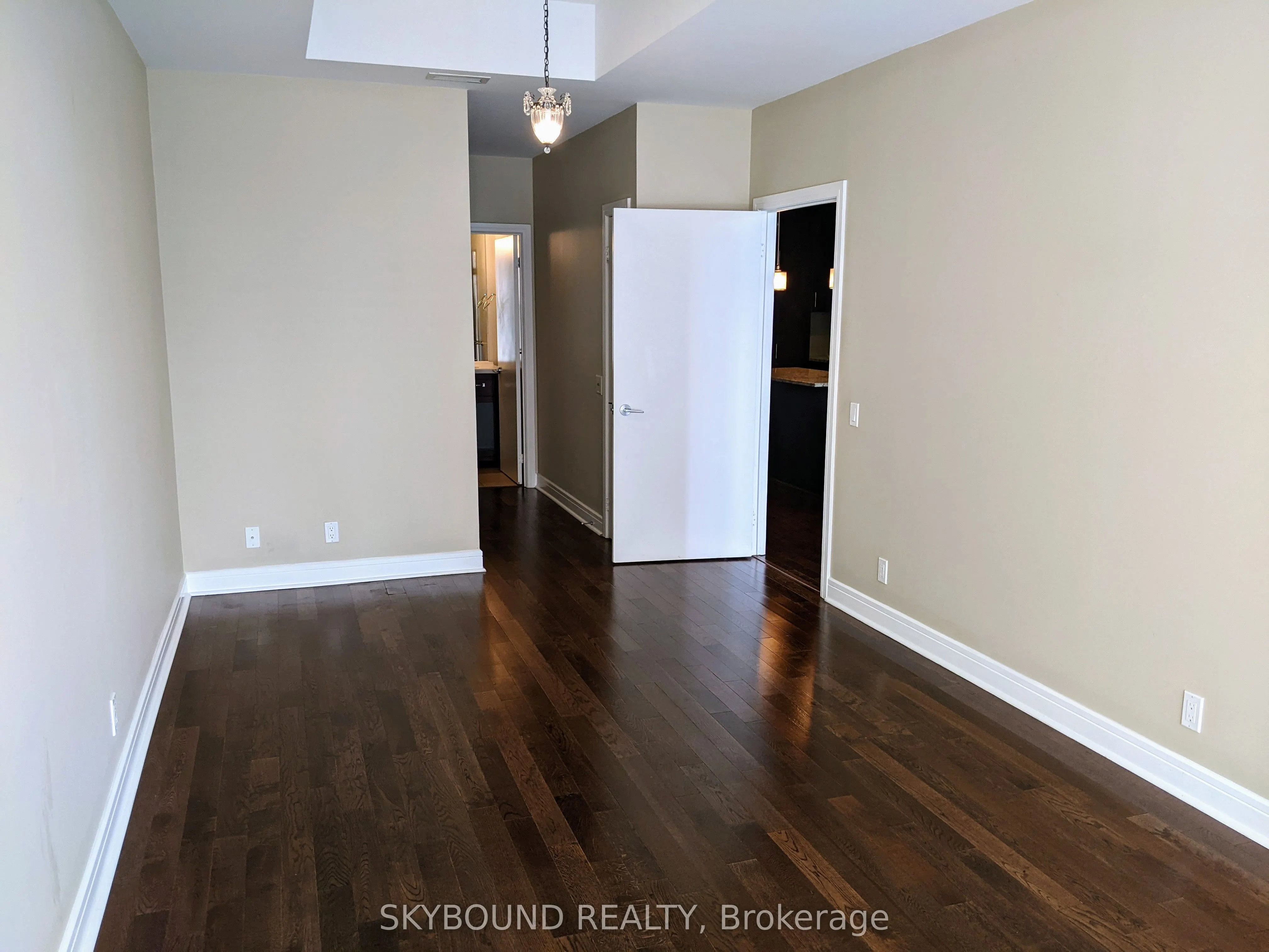 112 George Street #S520