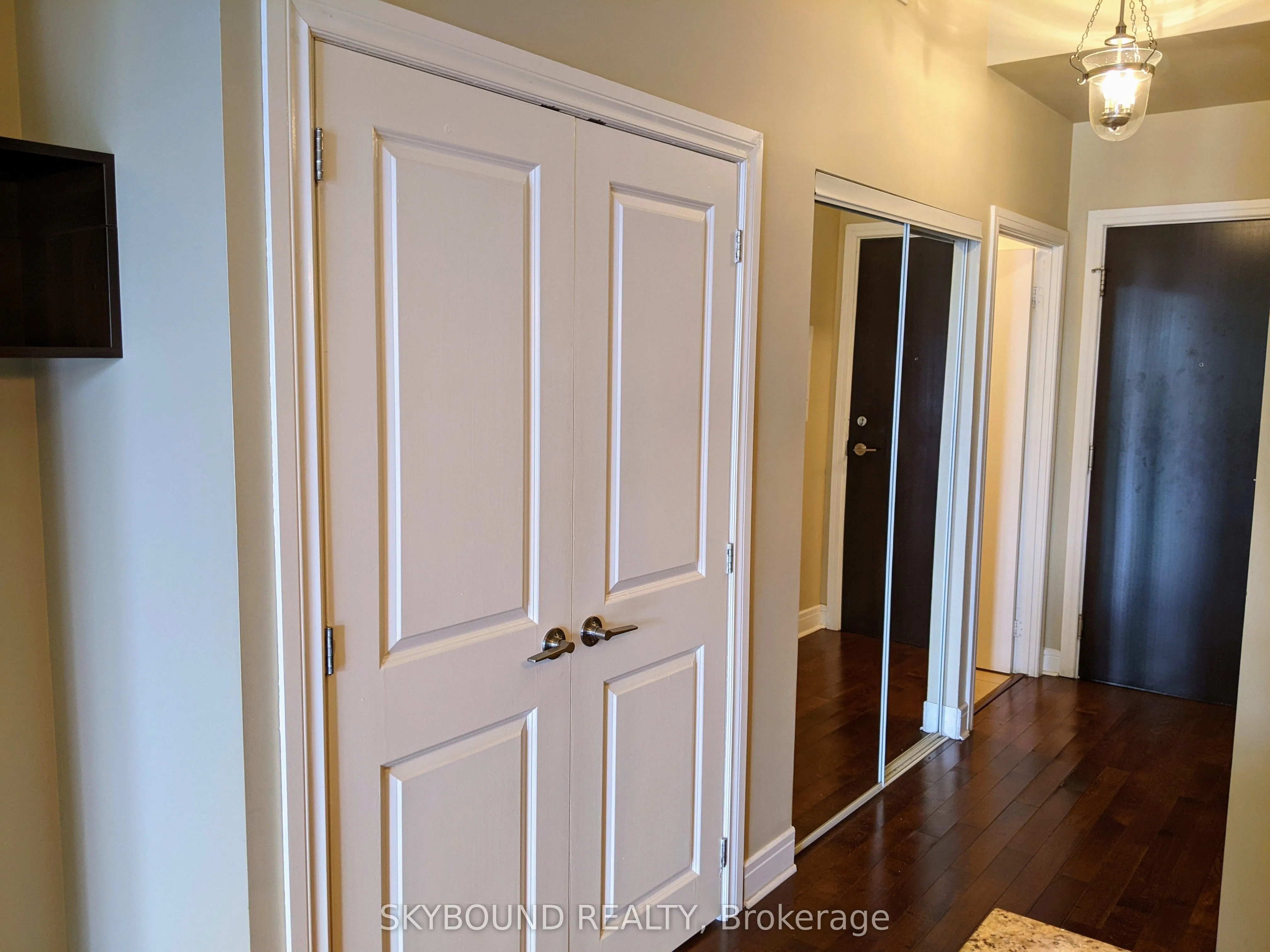 112 George Street #S520