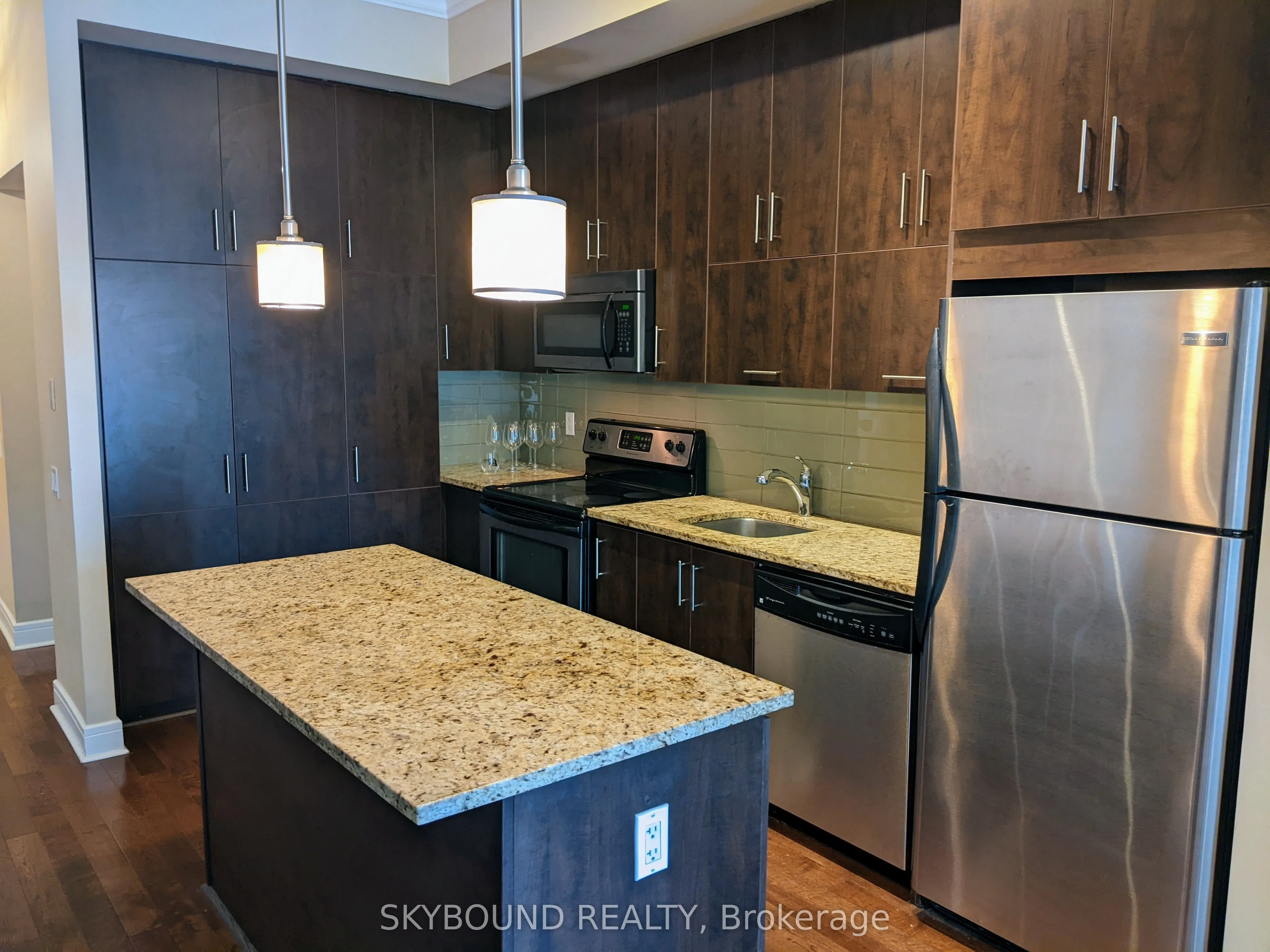 112 George Street #S520