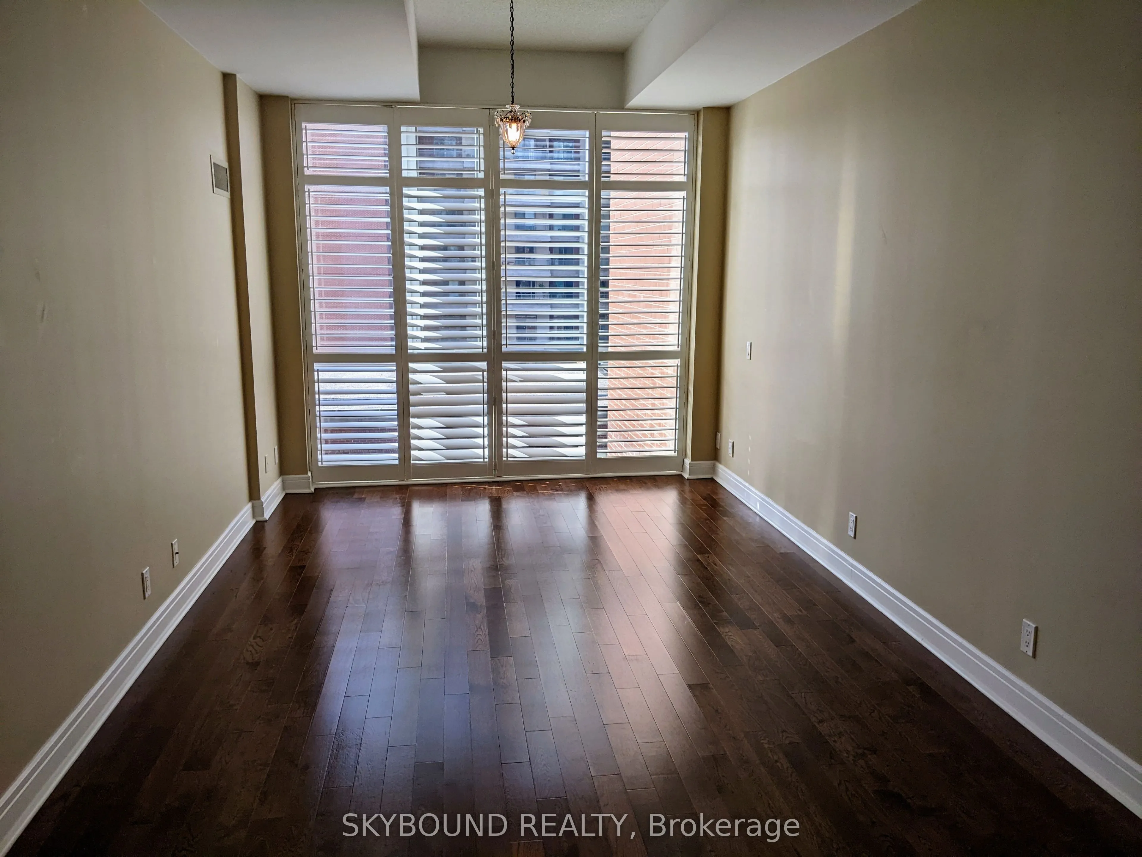112 George Street #S520