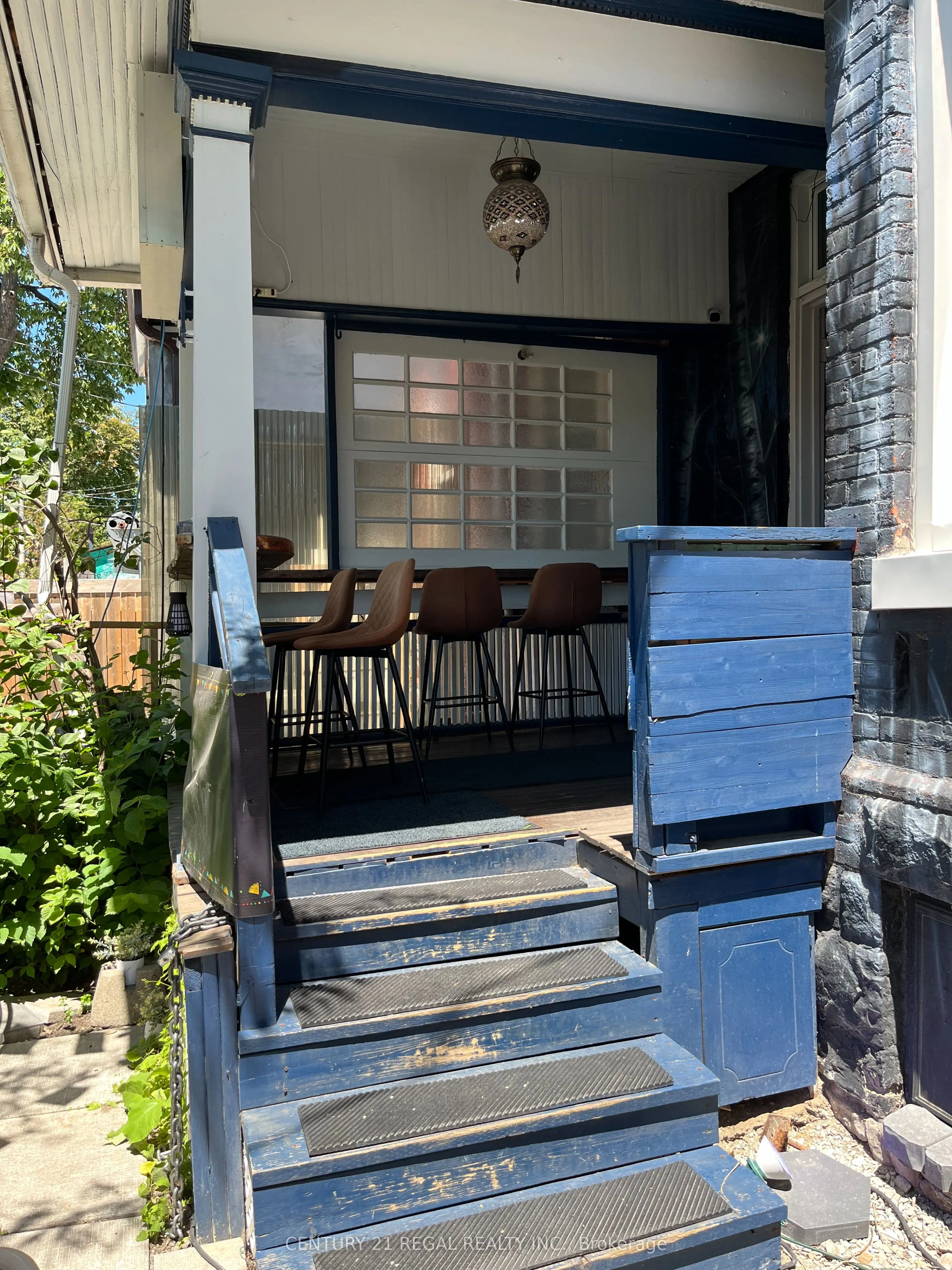 21 KENSINGTON Avenue