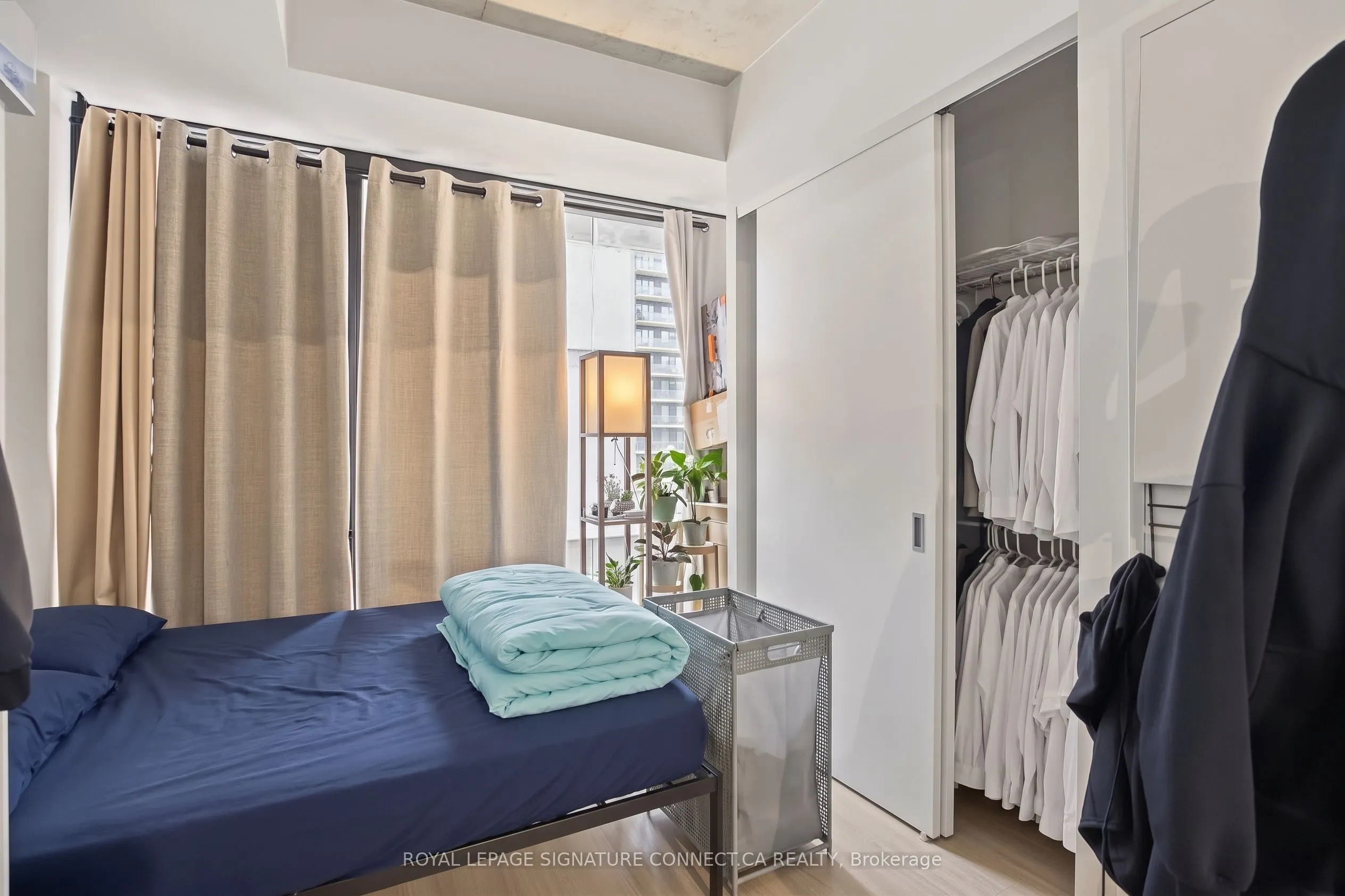 195 McCaul Street #310
