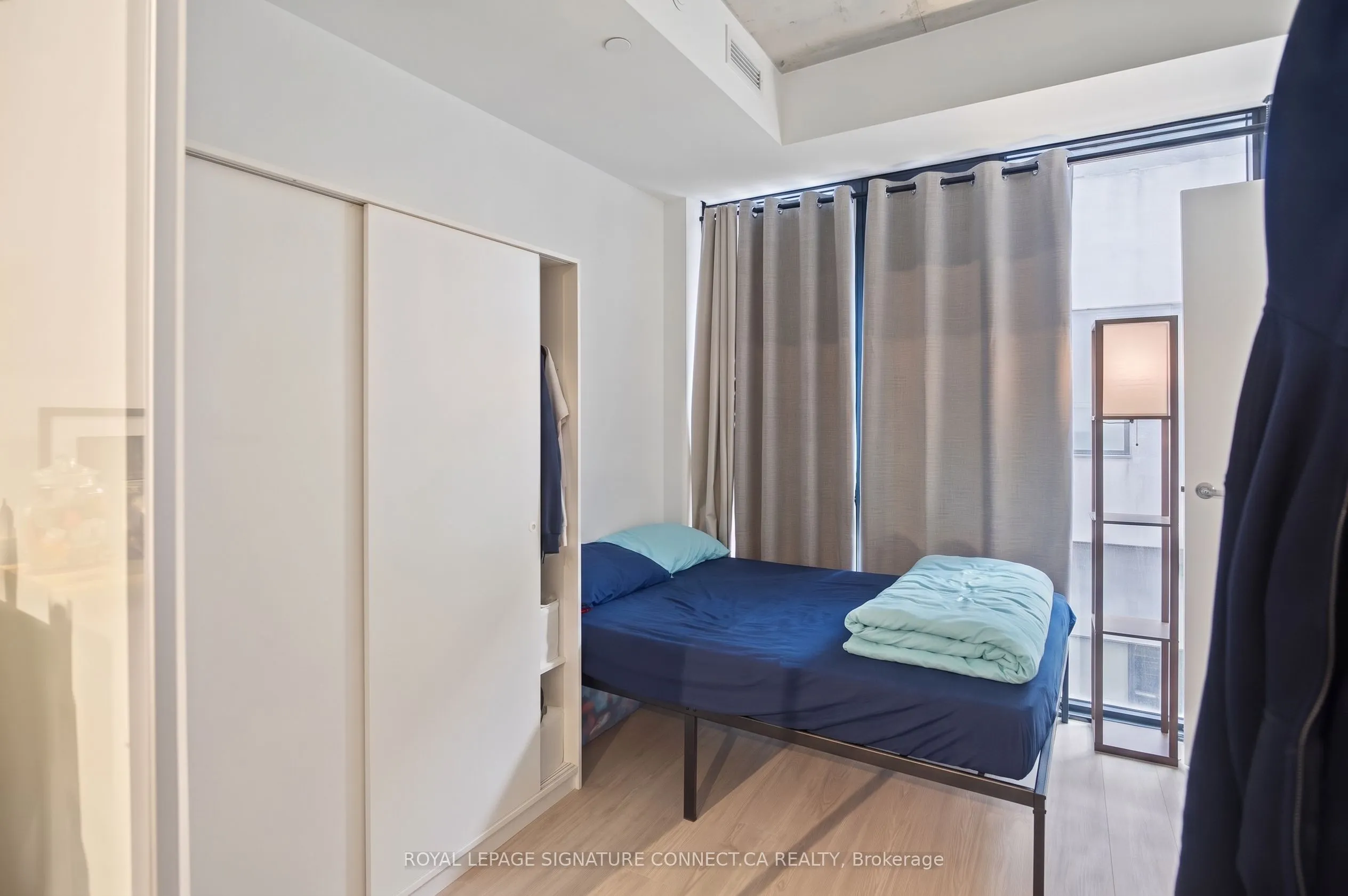195 McCaul Street #310