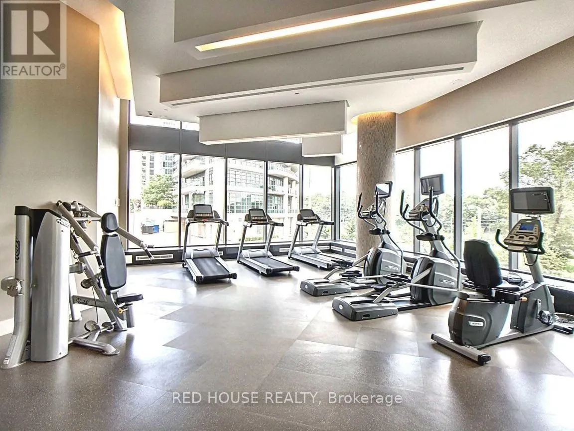 161 Roehampton Avenue #1111