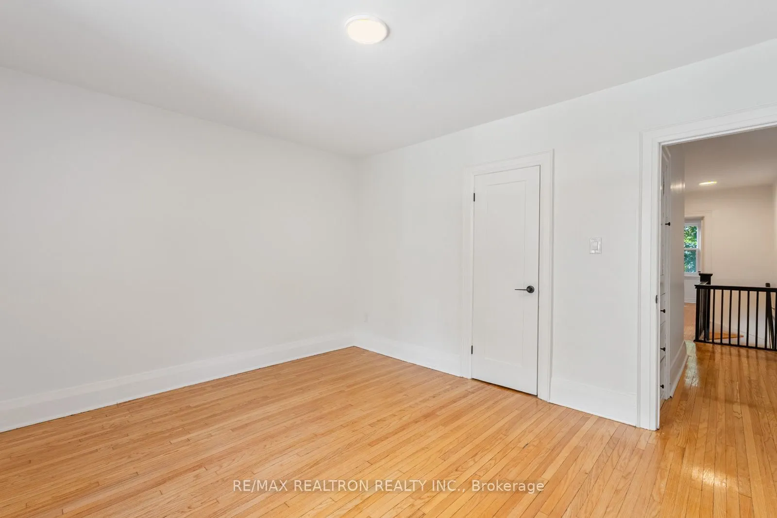 38 Henning Avenue