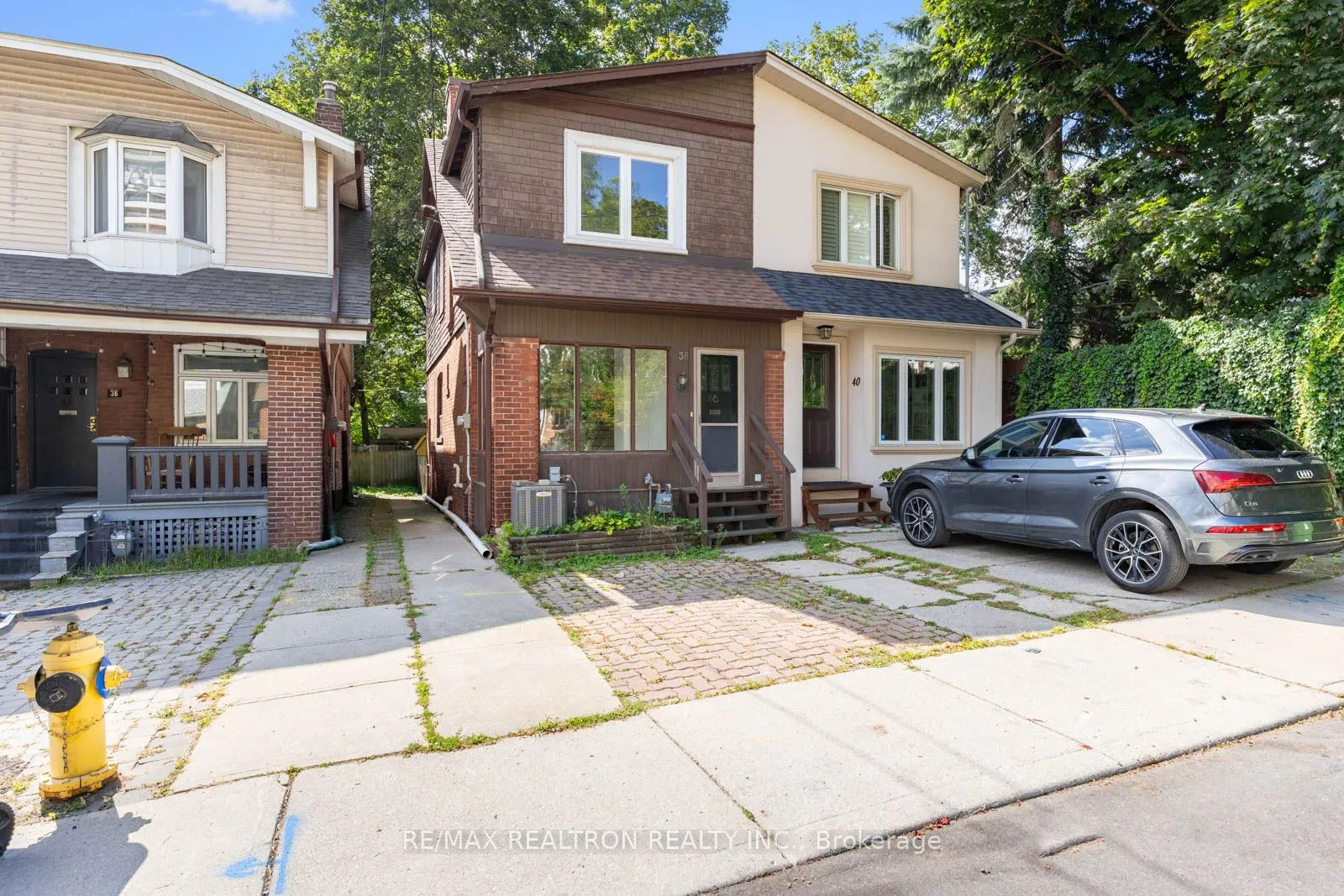 38 Henning Avenue