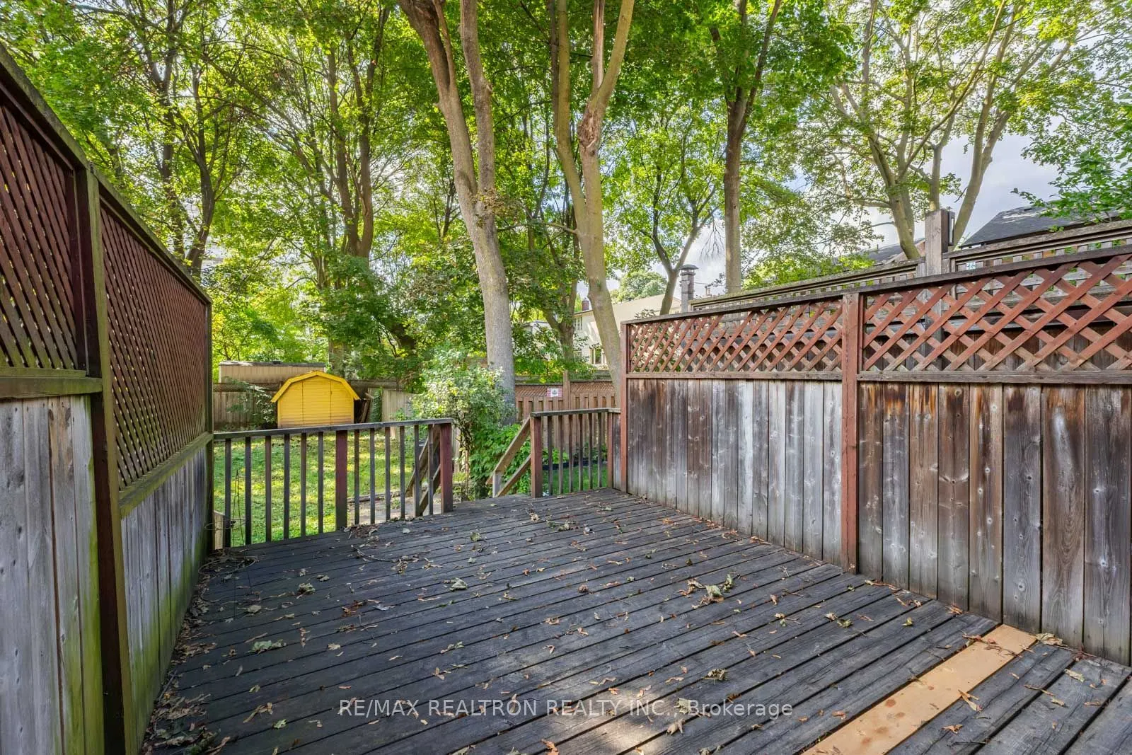 38 Henning Avenue