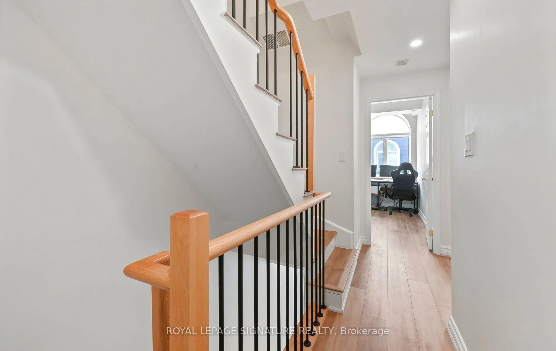 36 Stadium Road #555