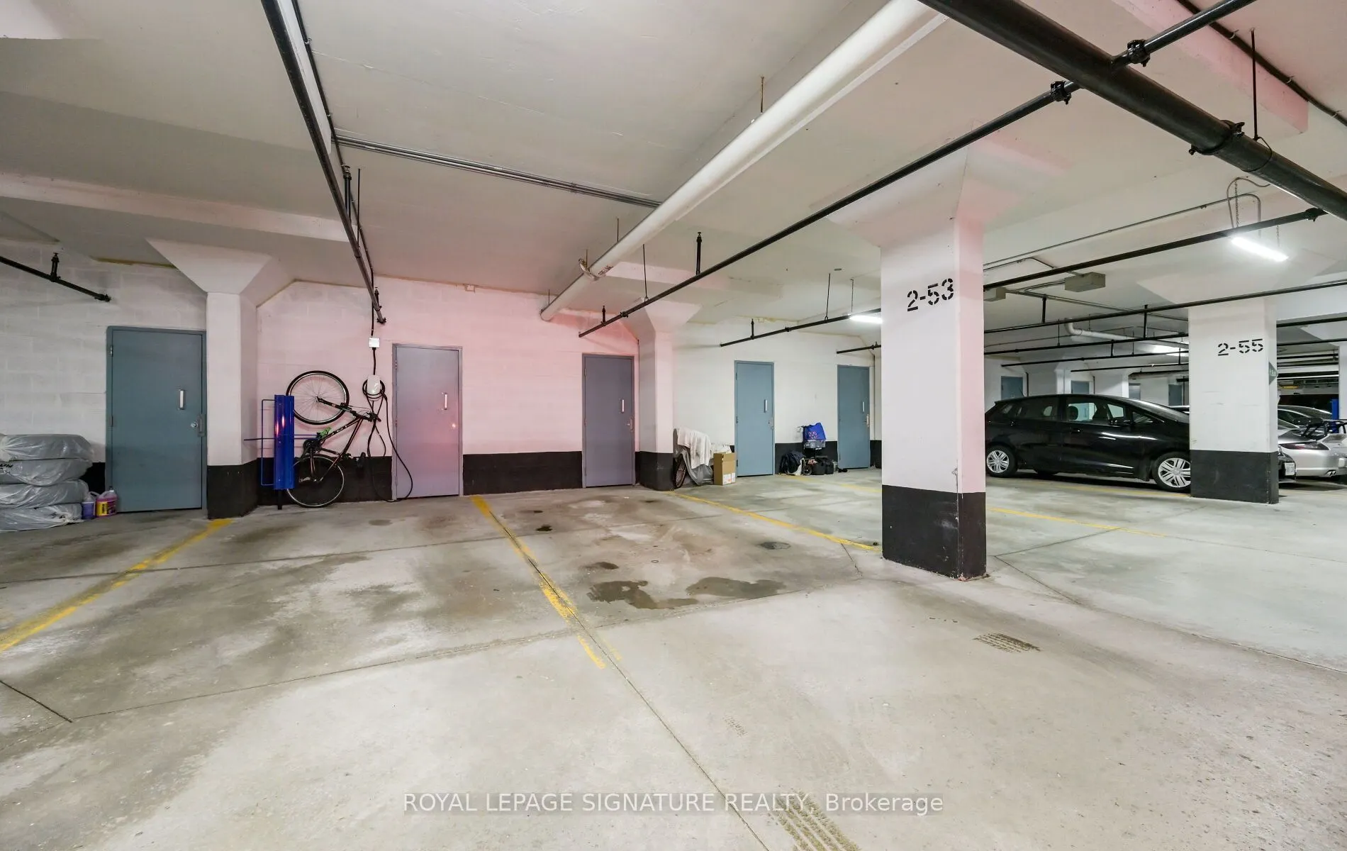 36 Stadium Road #555