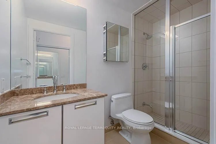 33 Charles Street E #3902