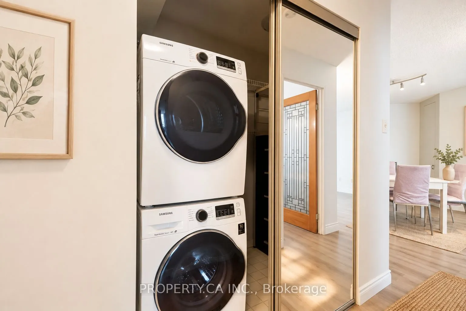 25 Maitland Street W #1001