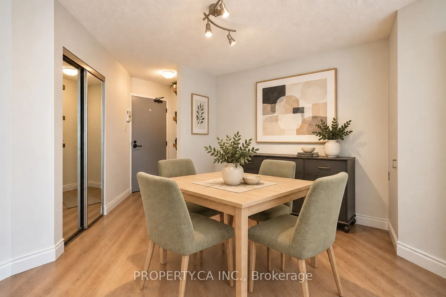 25 Maitland Street W #1001