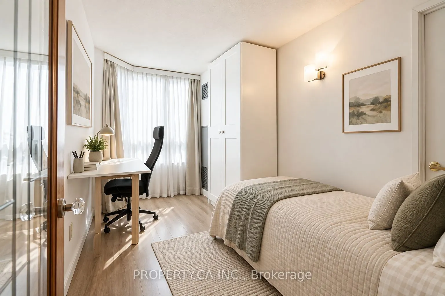 25 Maitland Street W #1001