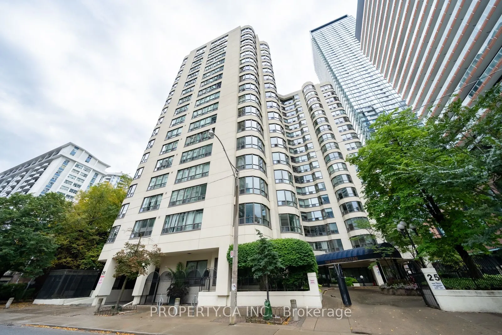 25 Maitland Street W #1001