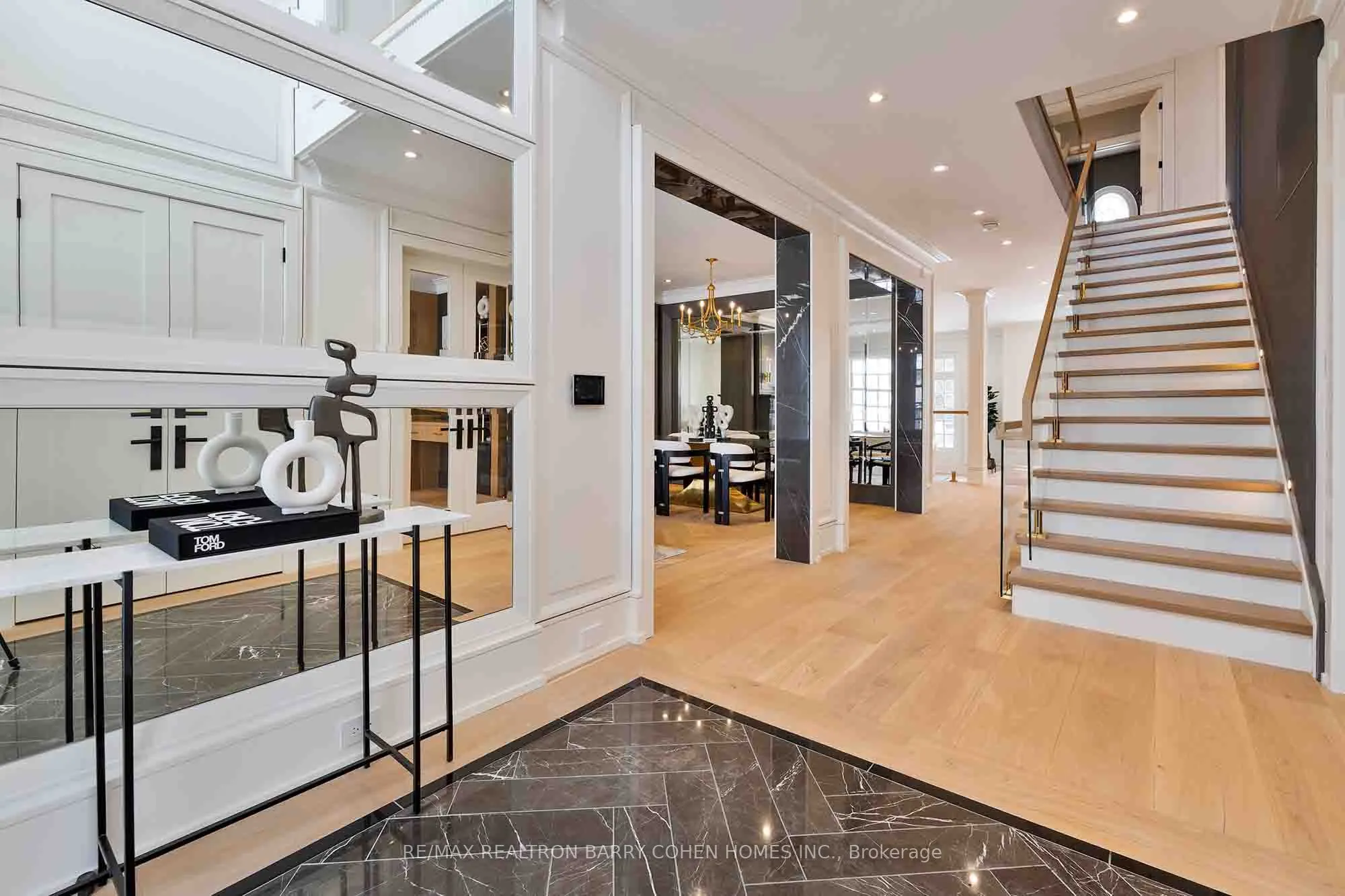 230 Dunvegan Road