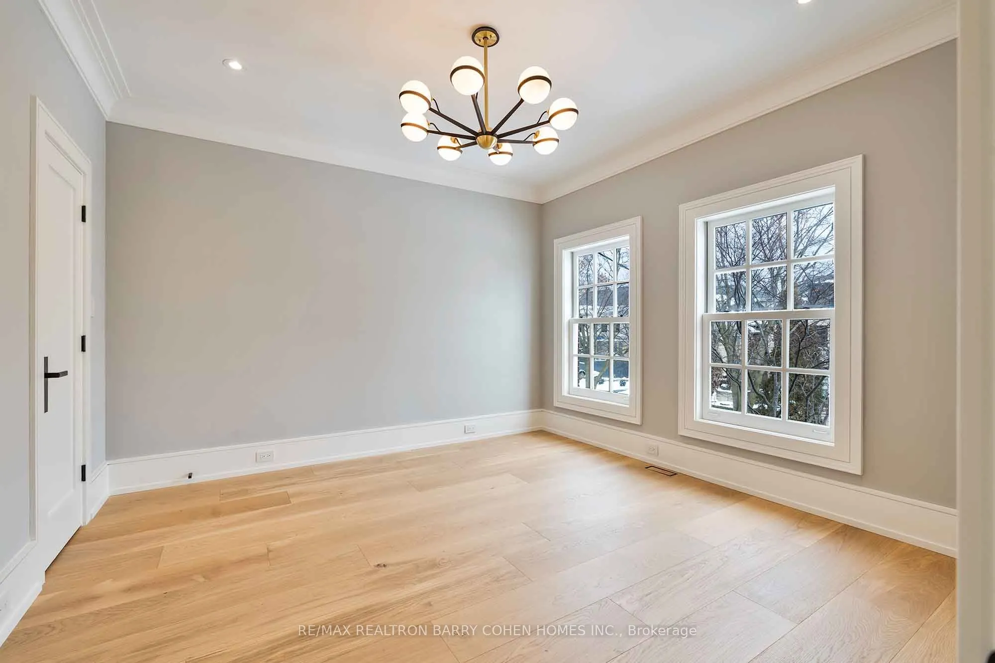 230 Dunvegan Road