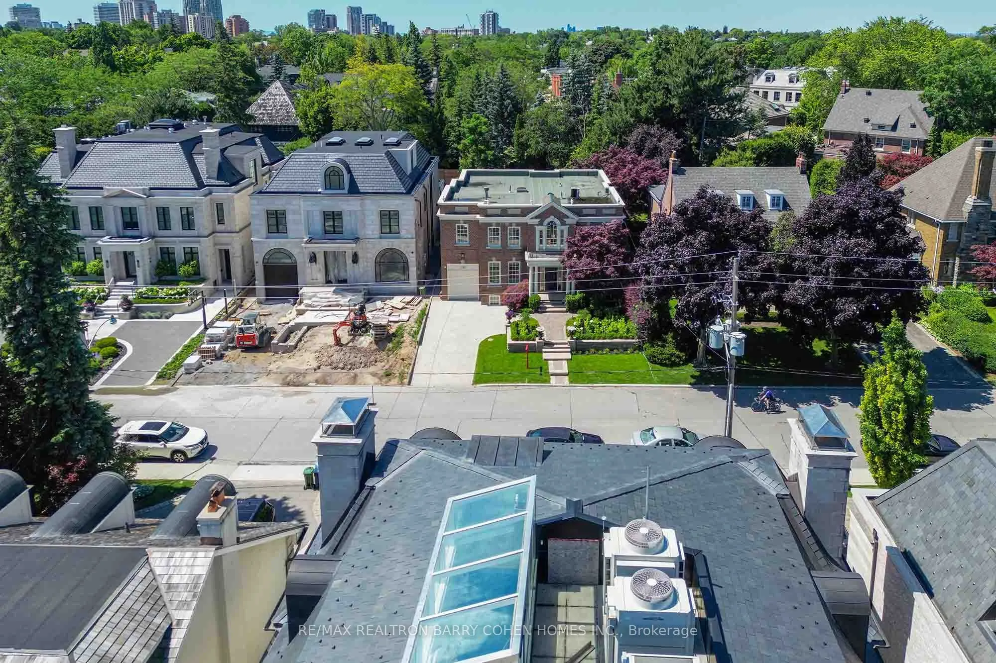230 Dunvegan Road