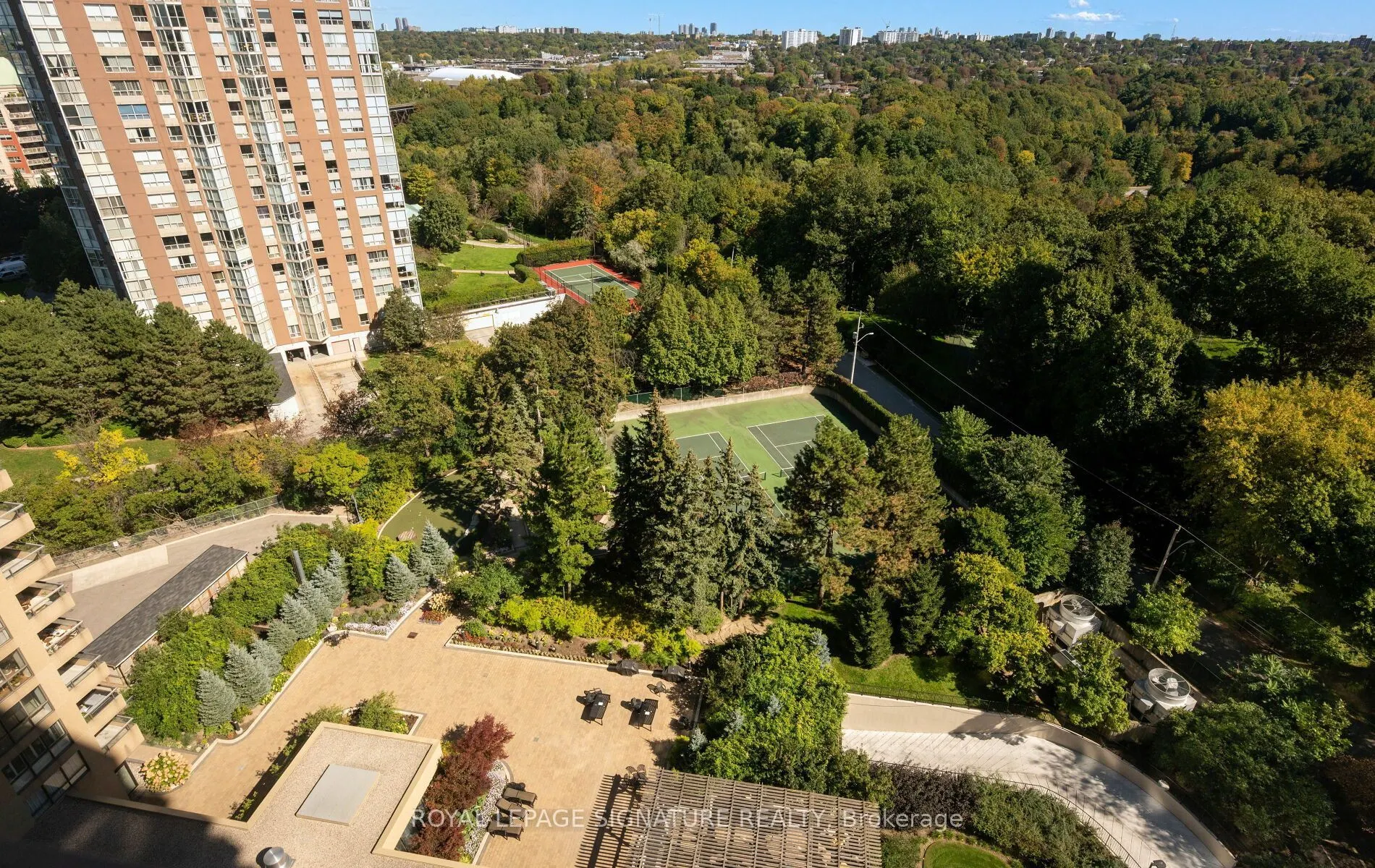 1 Concorde Place #1704