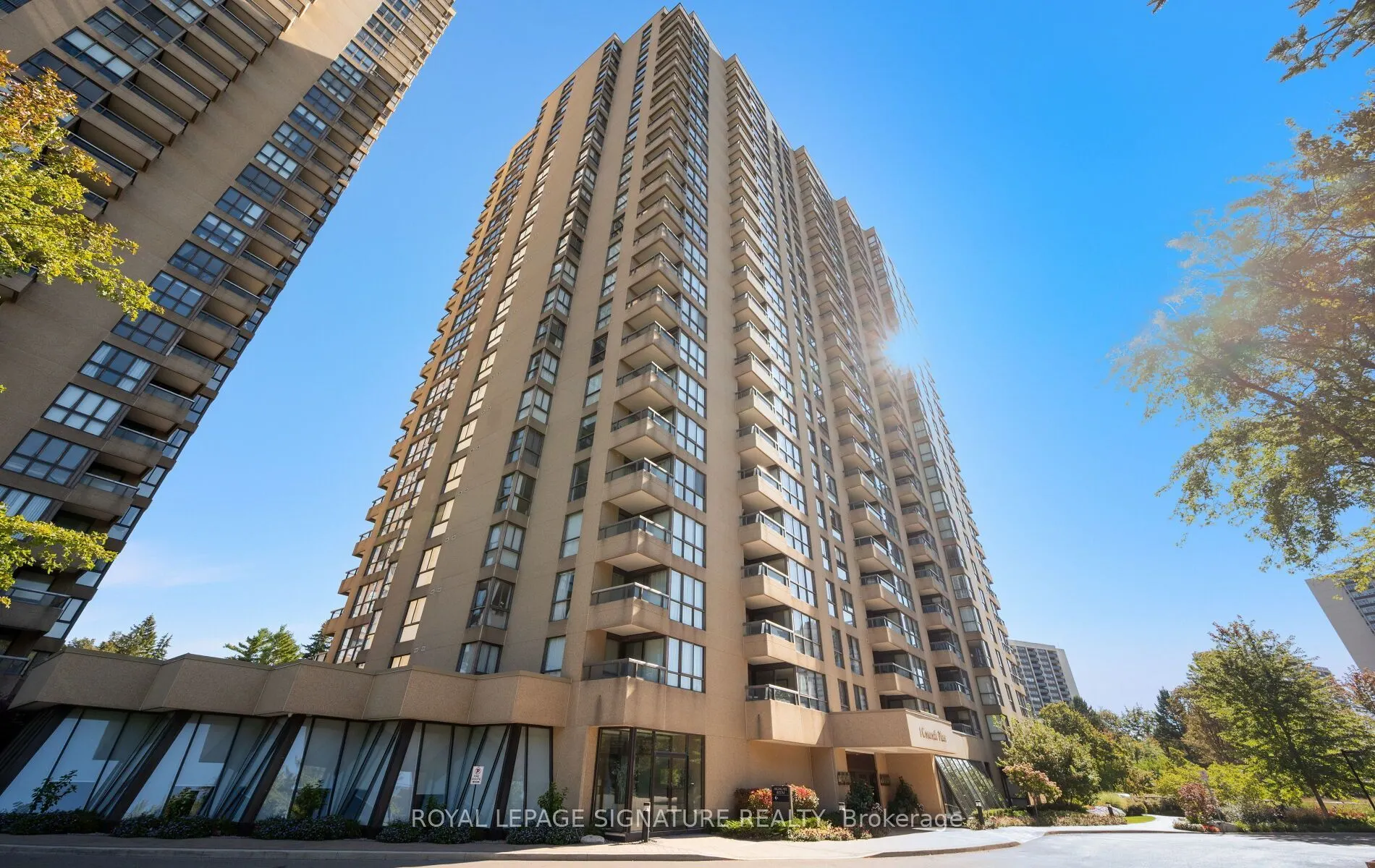 1 Concorde Place #1704