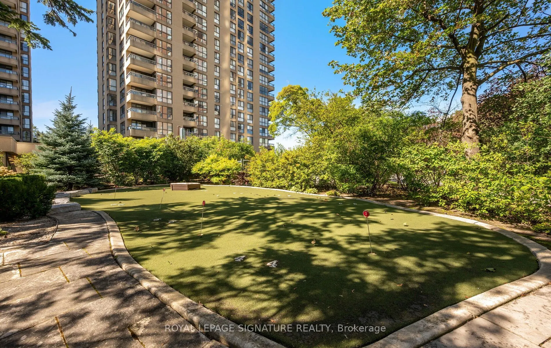 1 Concorde Place #1704