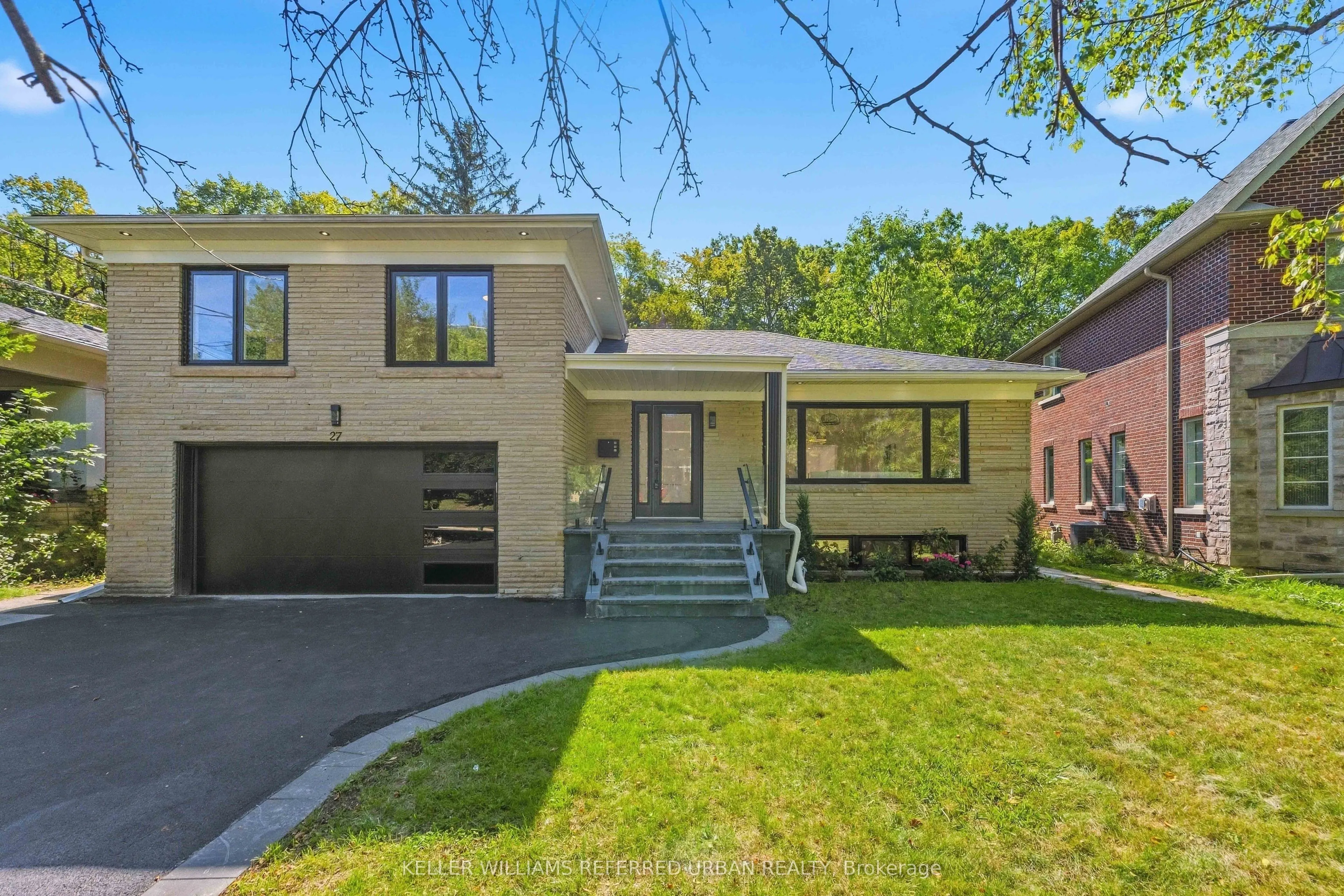 27 Christine Crescent