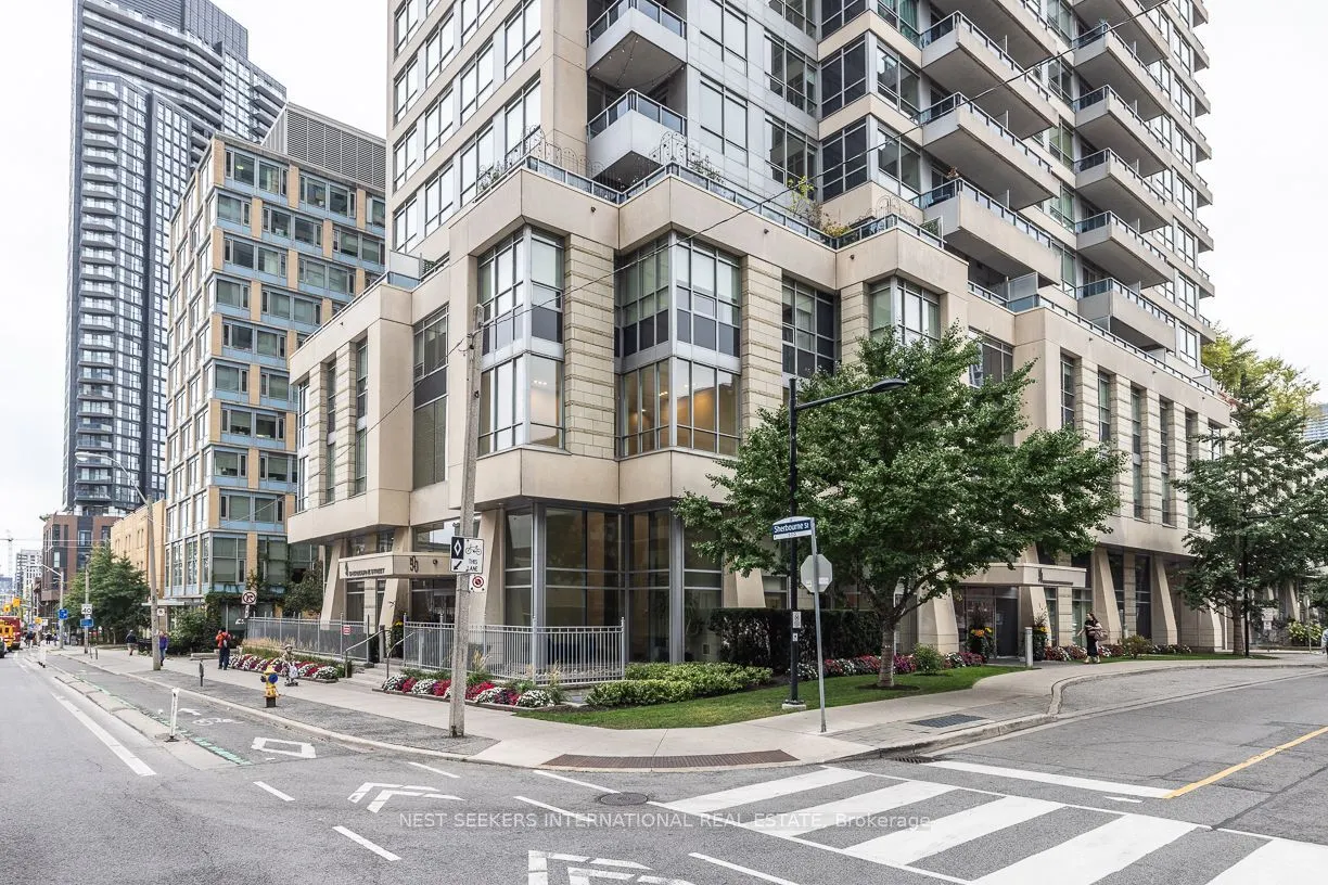 500 Sherbourne Street #2210
