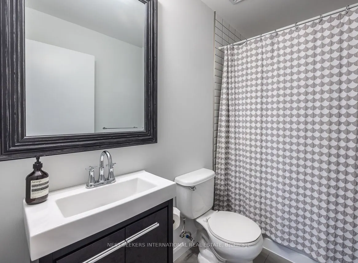 500 Sherbourne Street #2210