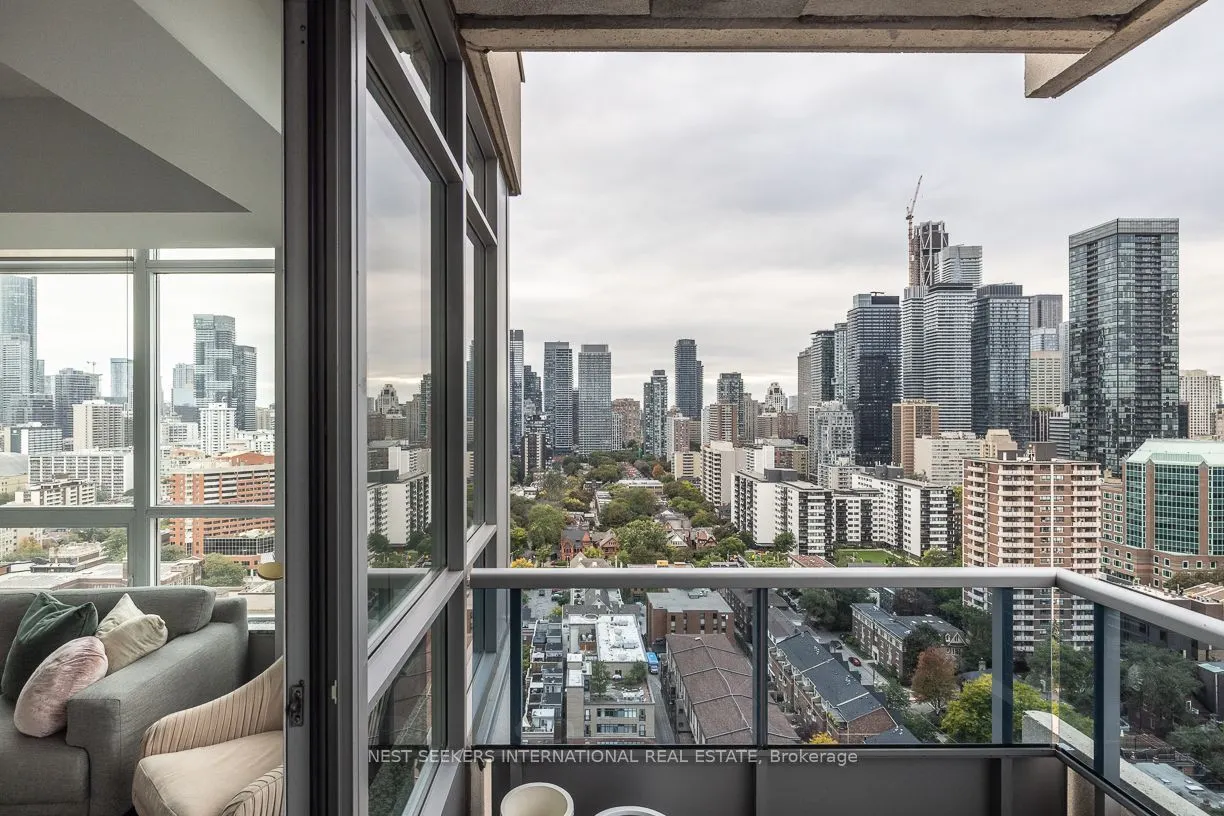 500 Sherbourne Street #2210