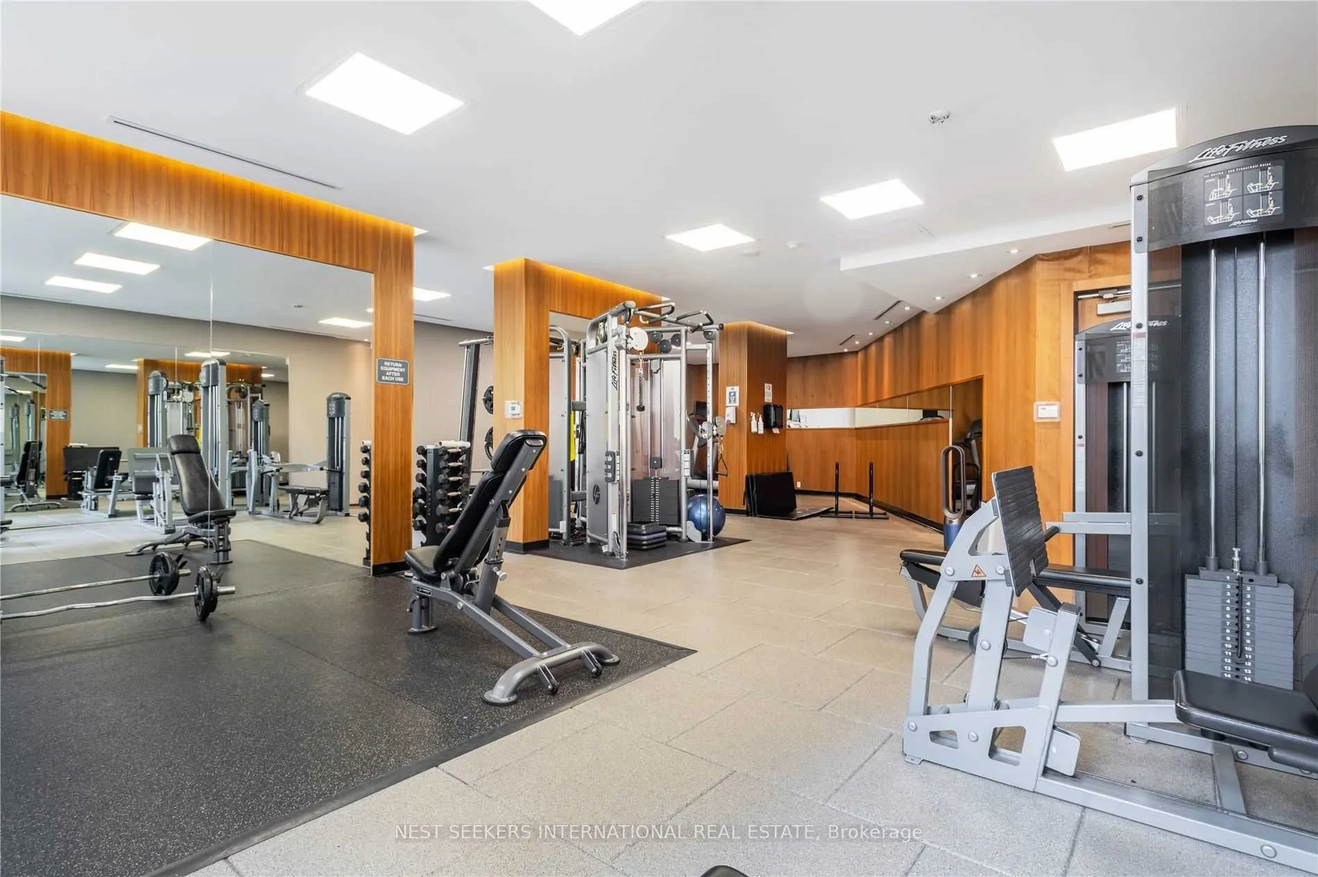 500 Sherbourne Street #2210
