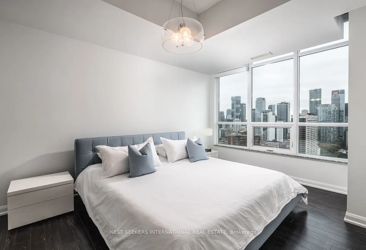 500 Sherbourne Street #2210