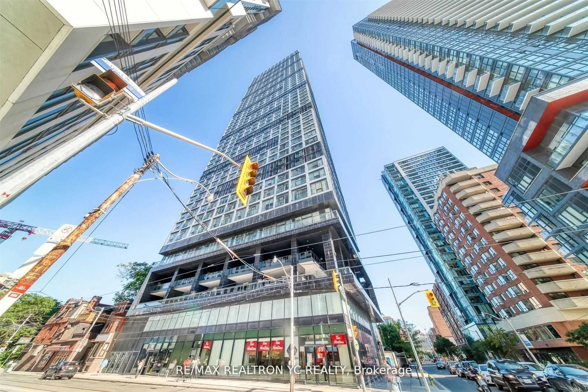 181 Dundas Street E #4007