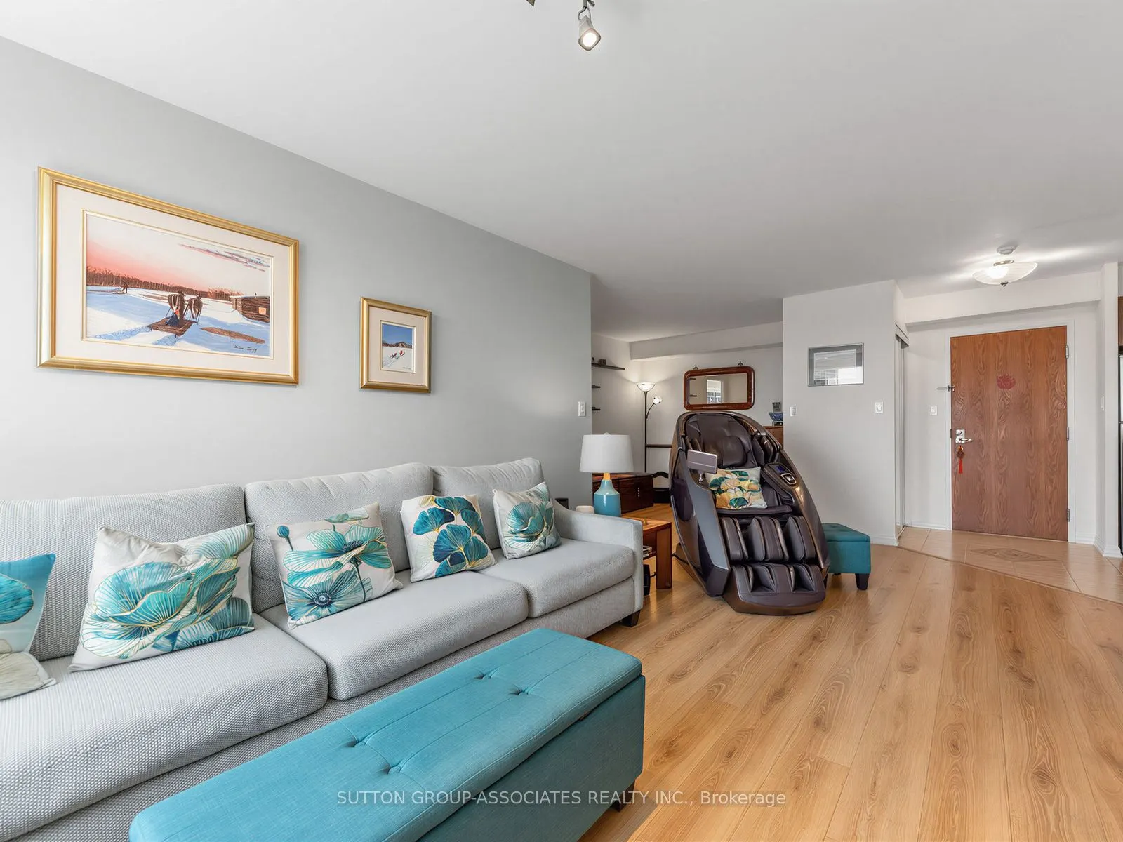 23 Lorraine Drive #1706