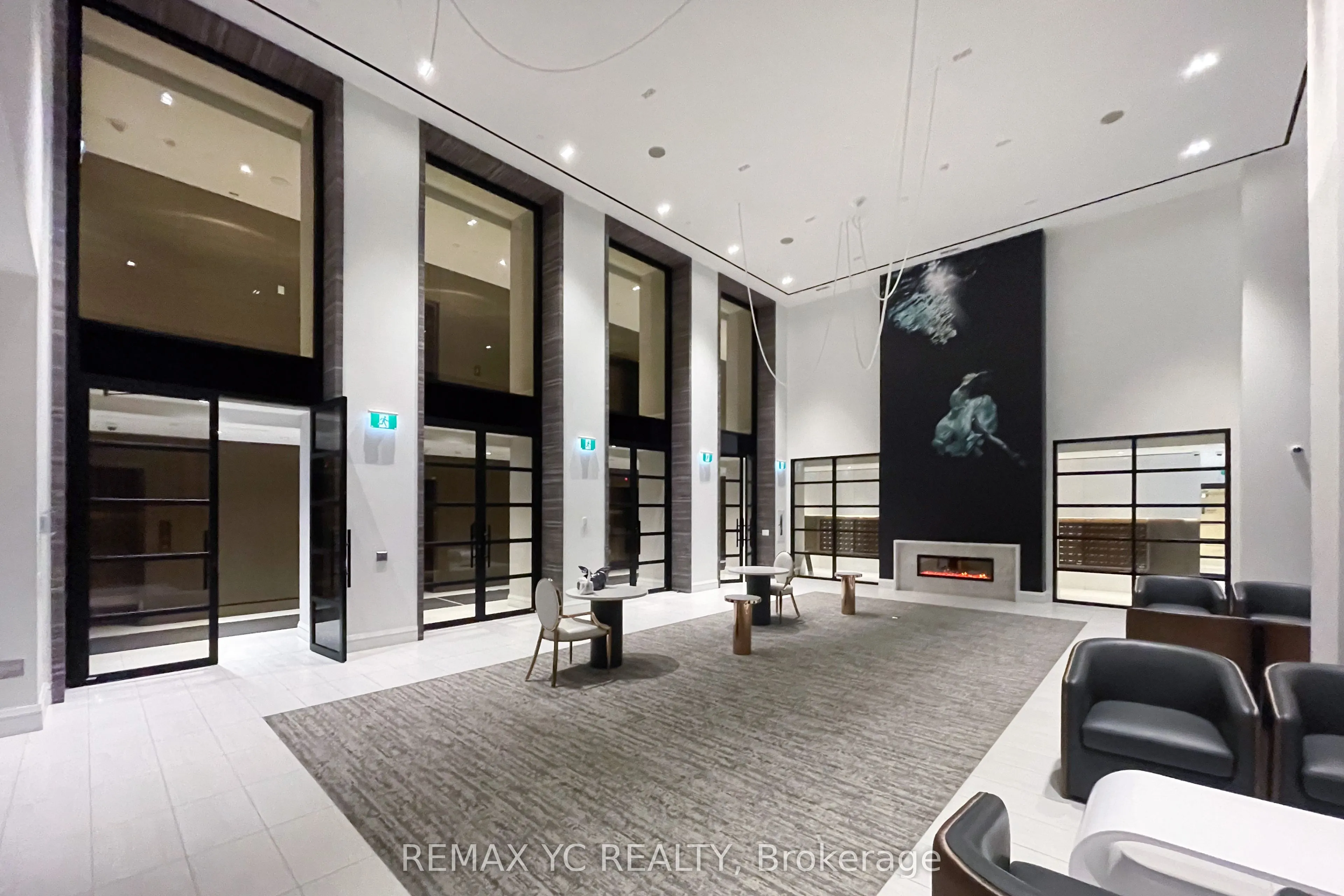 39 Roehampton Avenue #3708