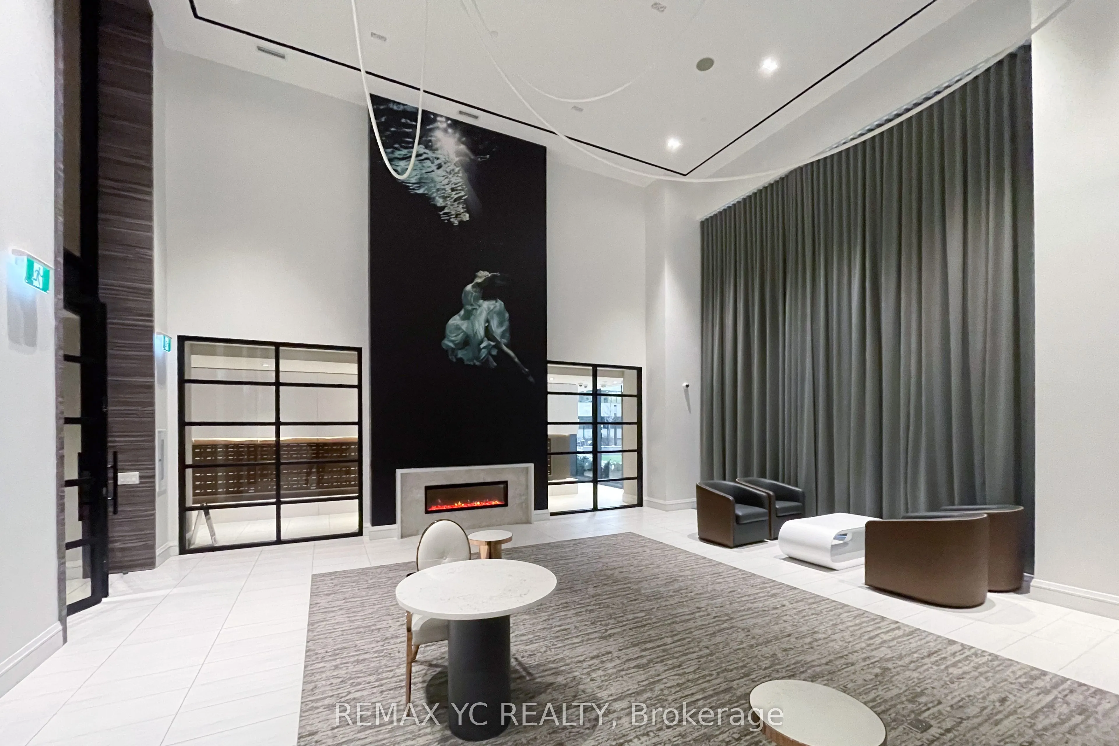 39 Roehampton Avenue #3708