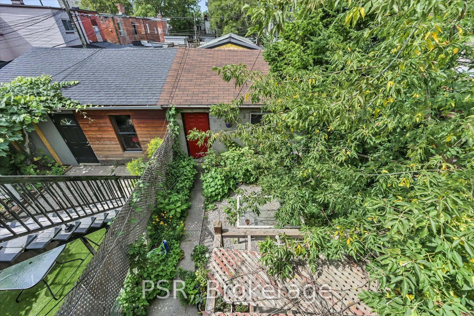 64 Gladstone Avenue