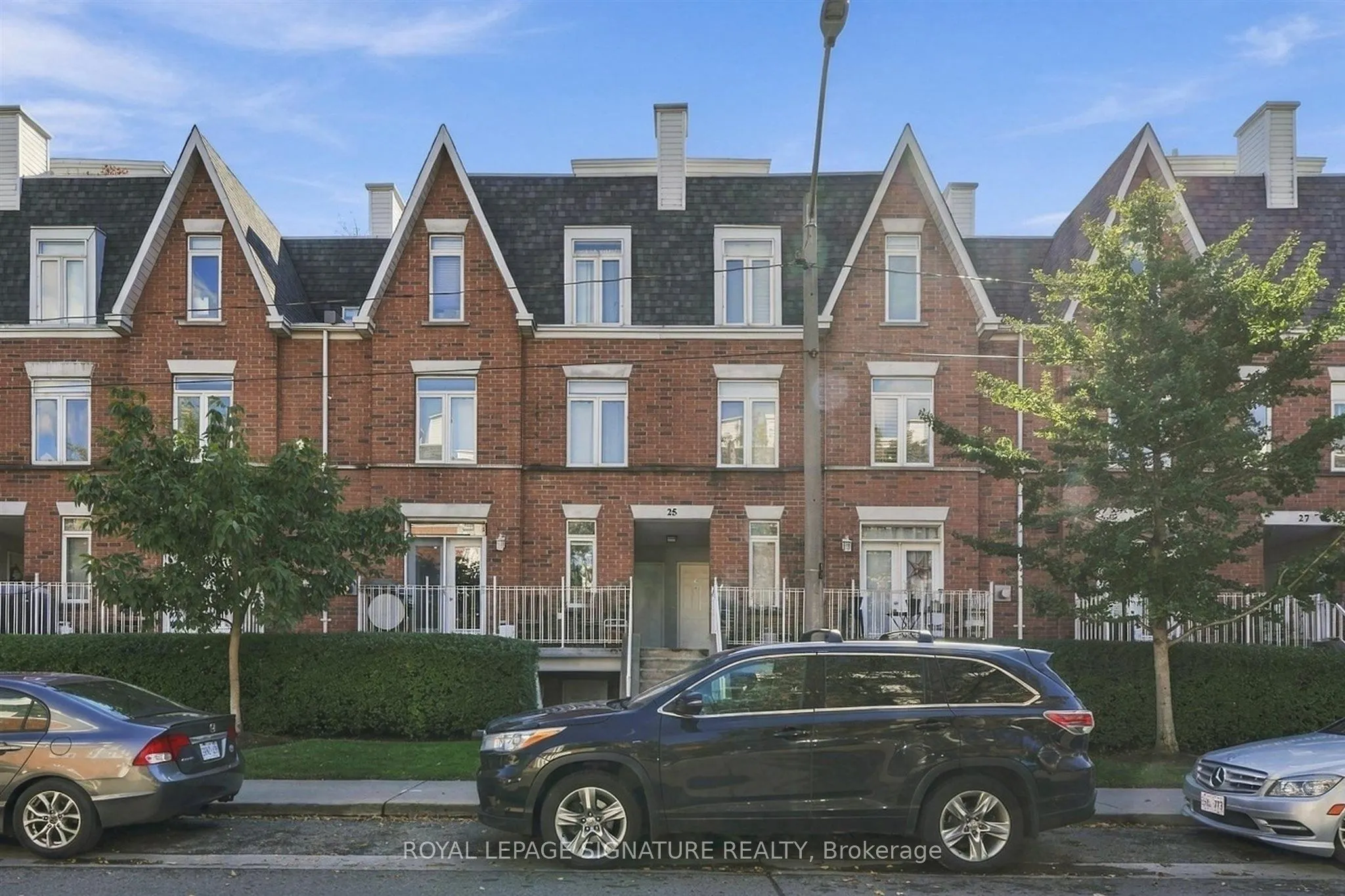 25 Sudbury Street #2503