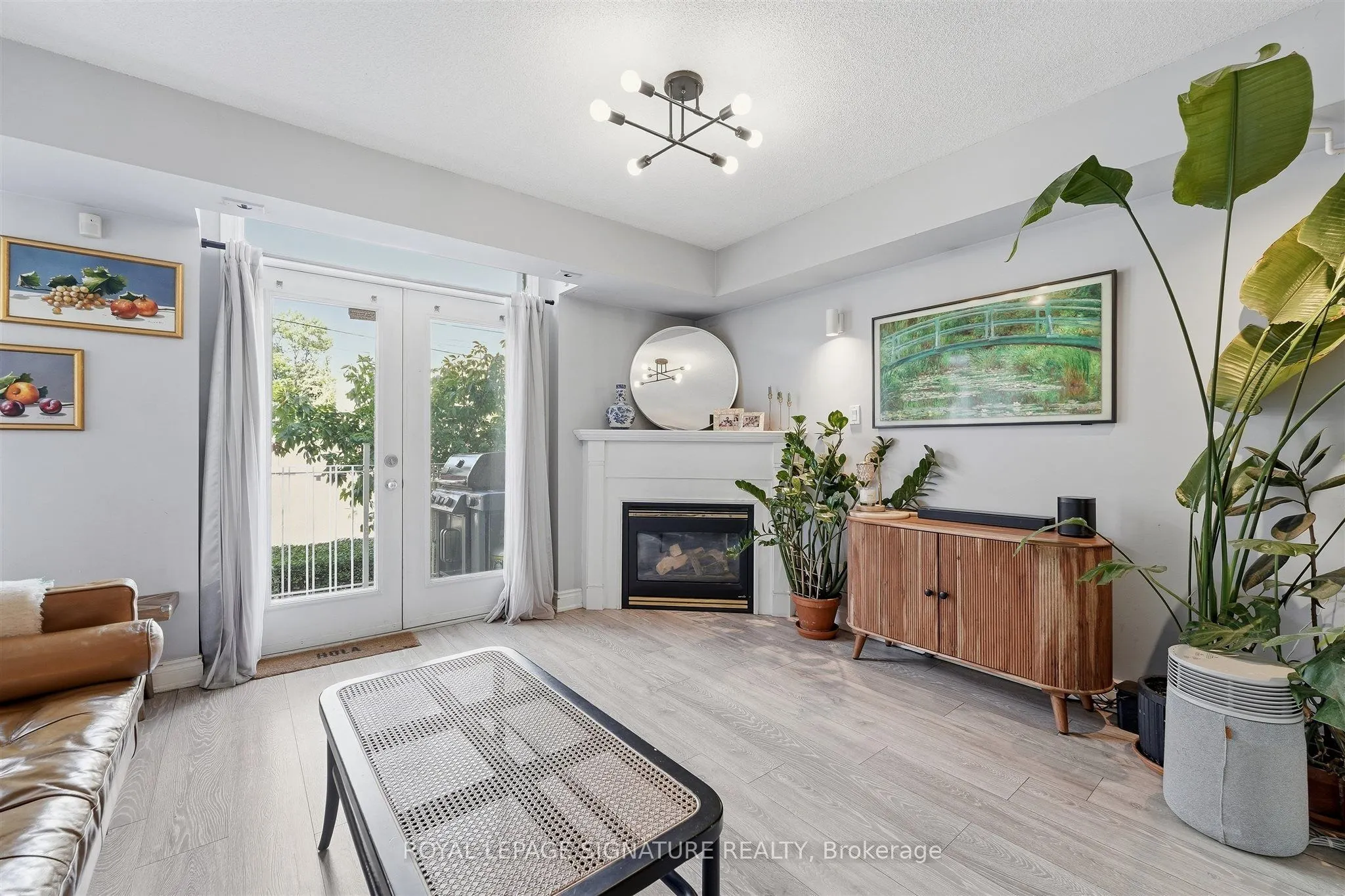 25 Sudbury Street #2503