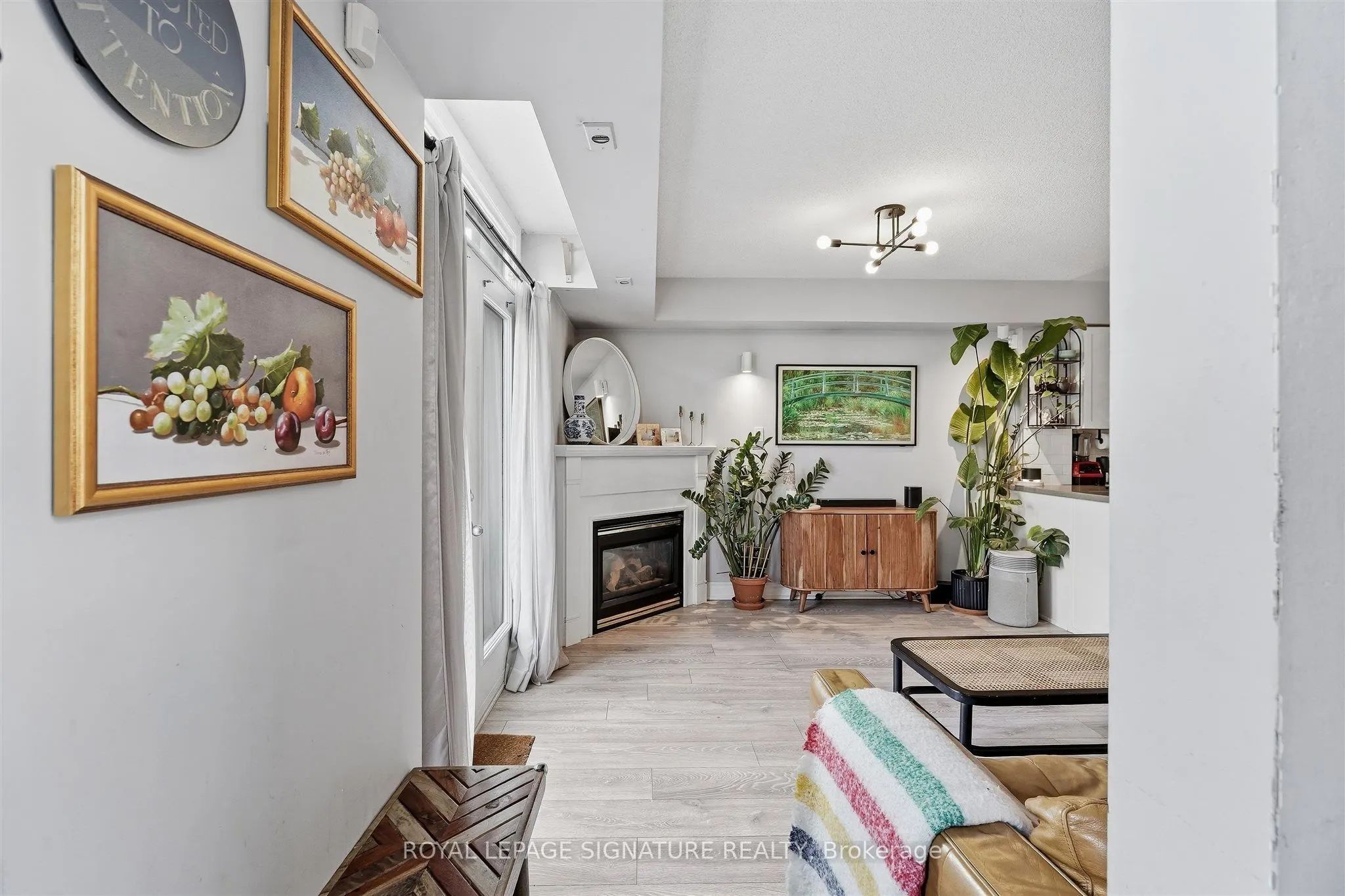 25 Sudbury Street #2503