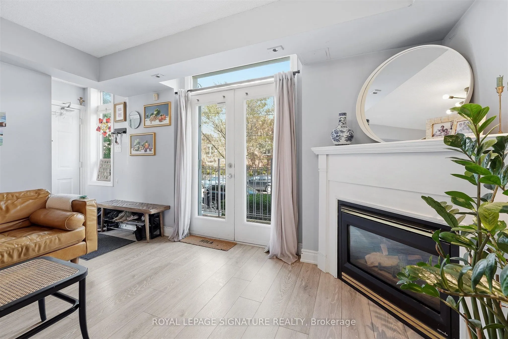 25 Sudbury Street #2503