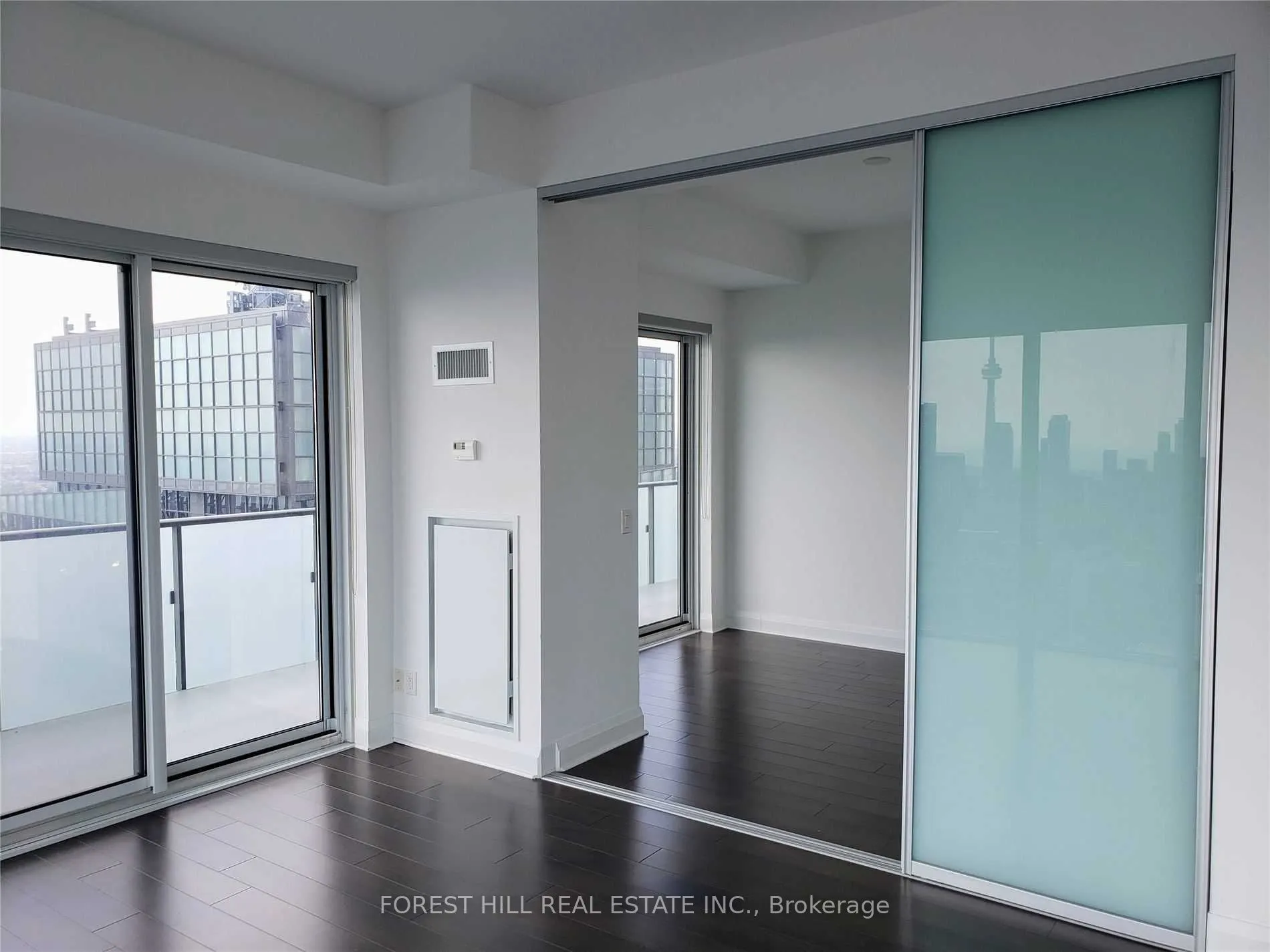 1080 Bay Street #4902