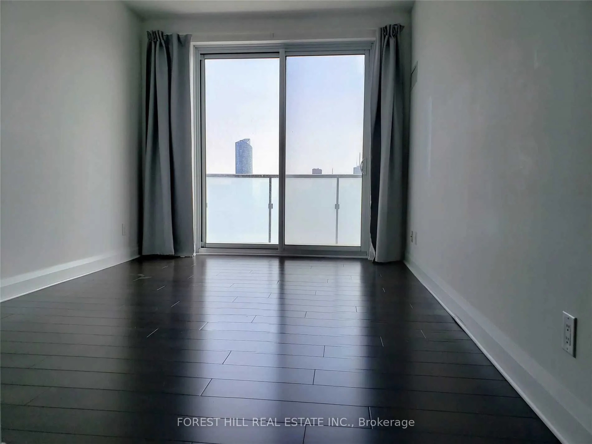 1080 Bay Street #4902