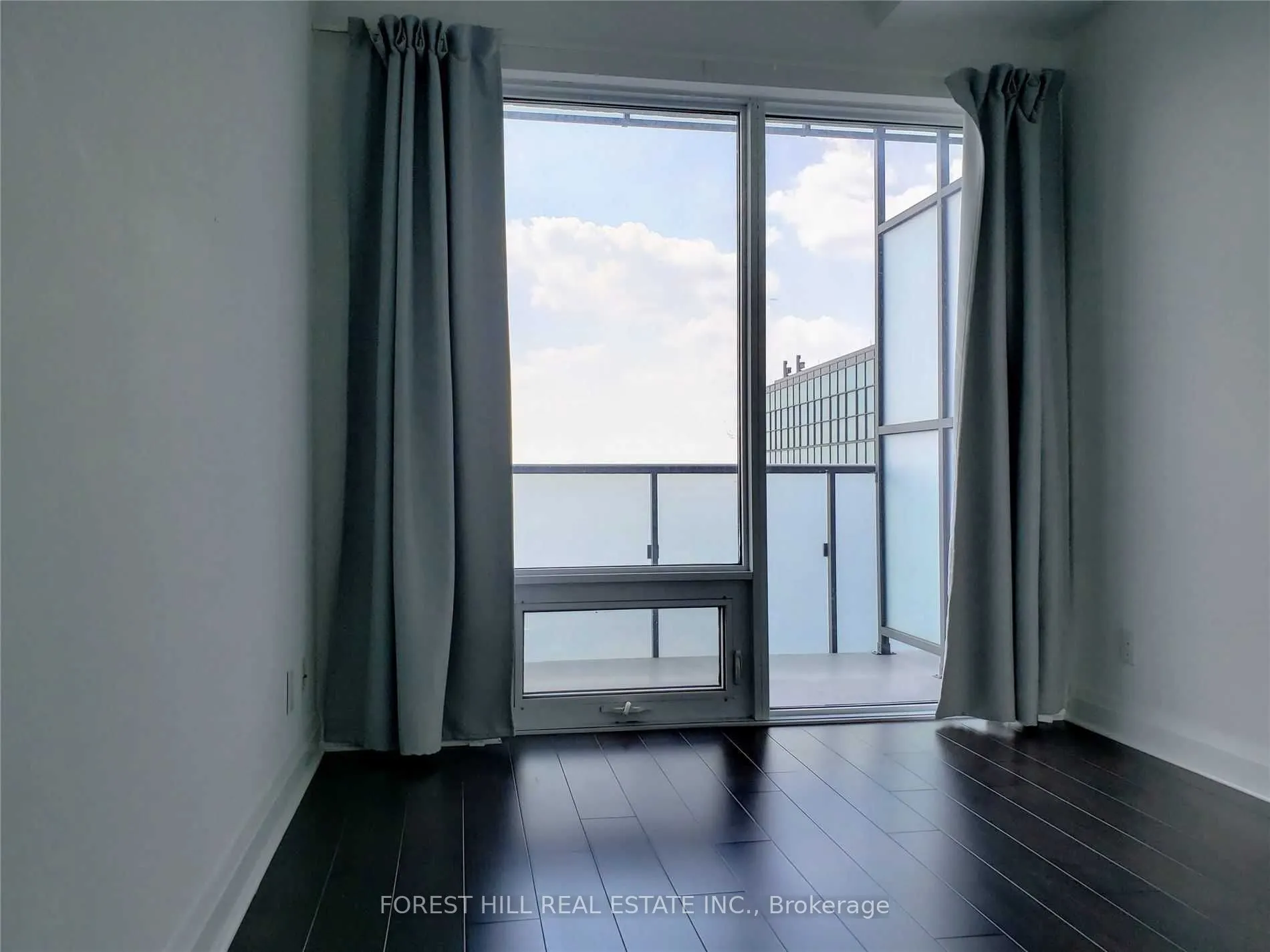 1080 Bay Street #4902