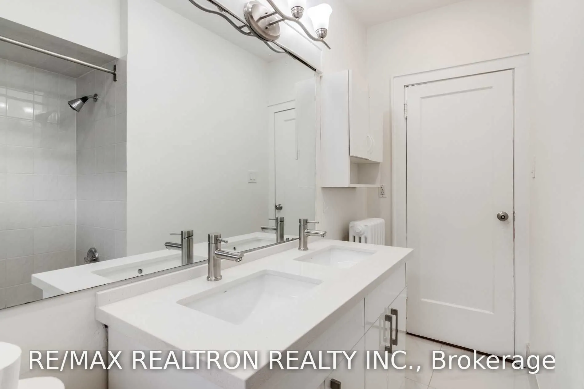 4 Hillholm Road #Upper