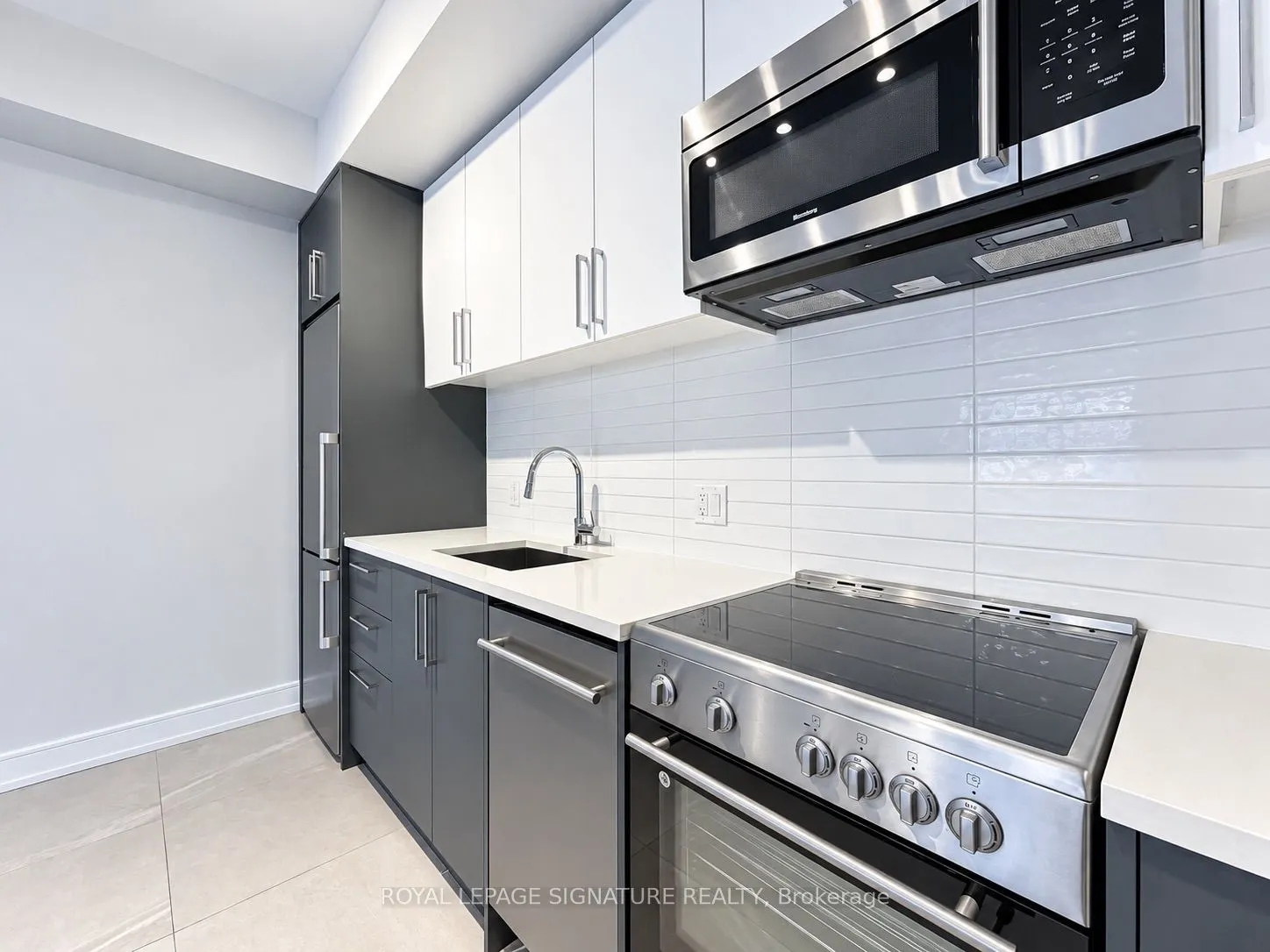 2525 Bathurst Street #106