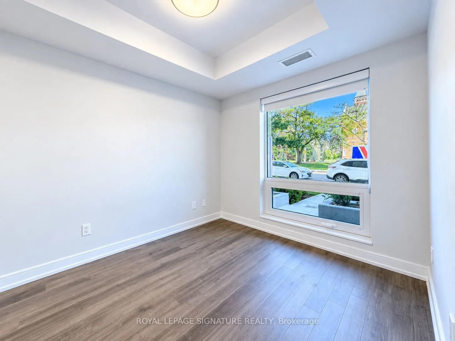 2525 Bathurst Street #106