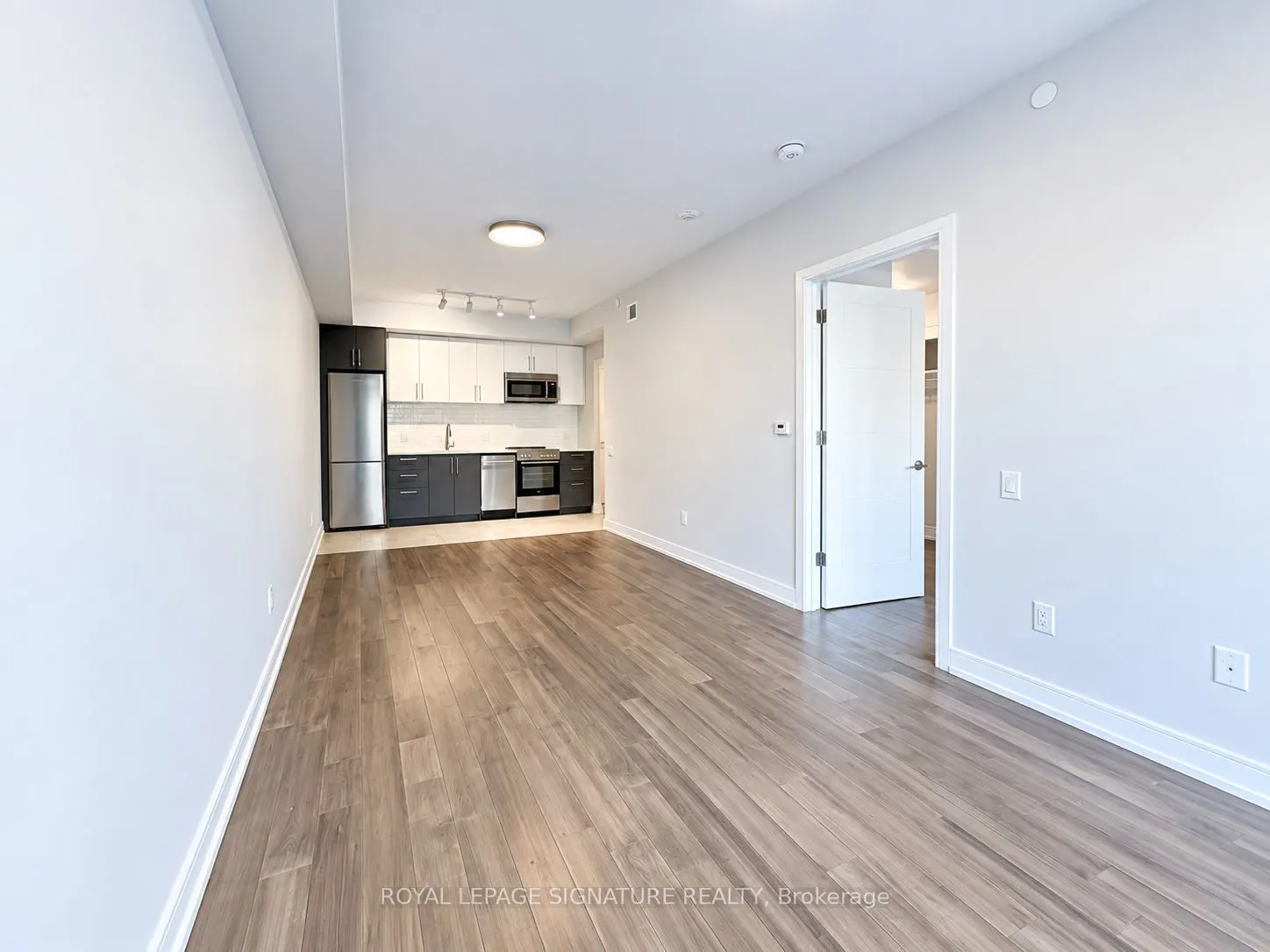 2525 Bathurst Street #106